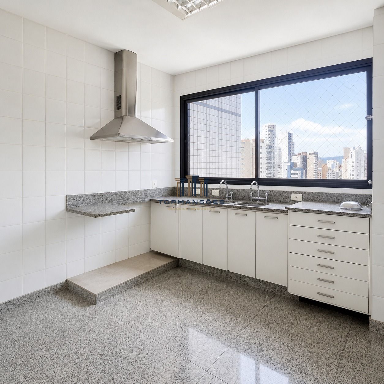 Cobertura duplex com 3 quartos, 304 m² - no belvedere
