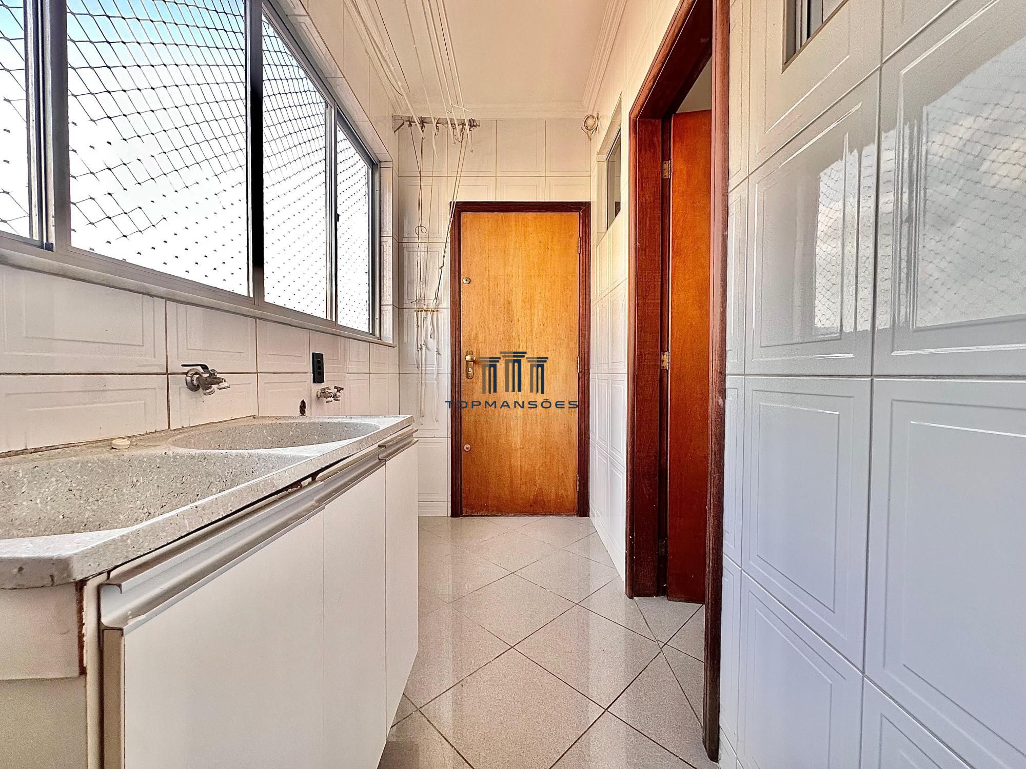 Cobertura à venda com 200m², com Piscina por R$ 1.300.000,00 no bairro Jaraguá