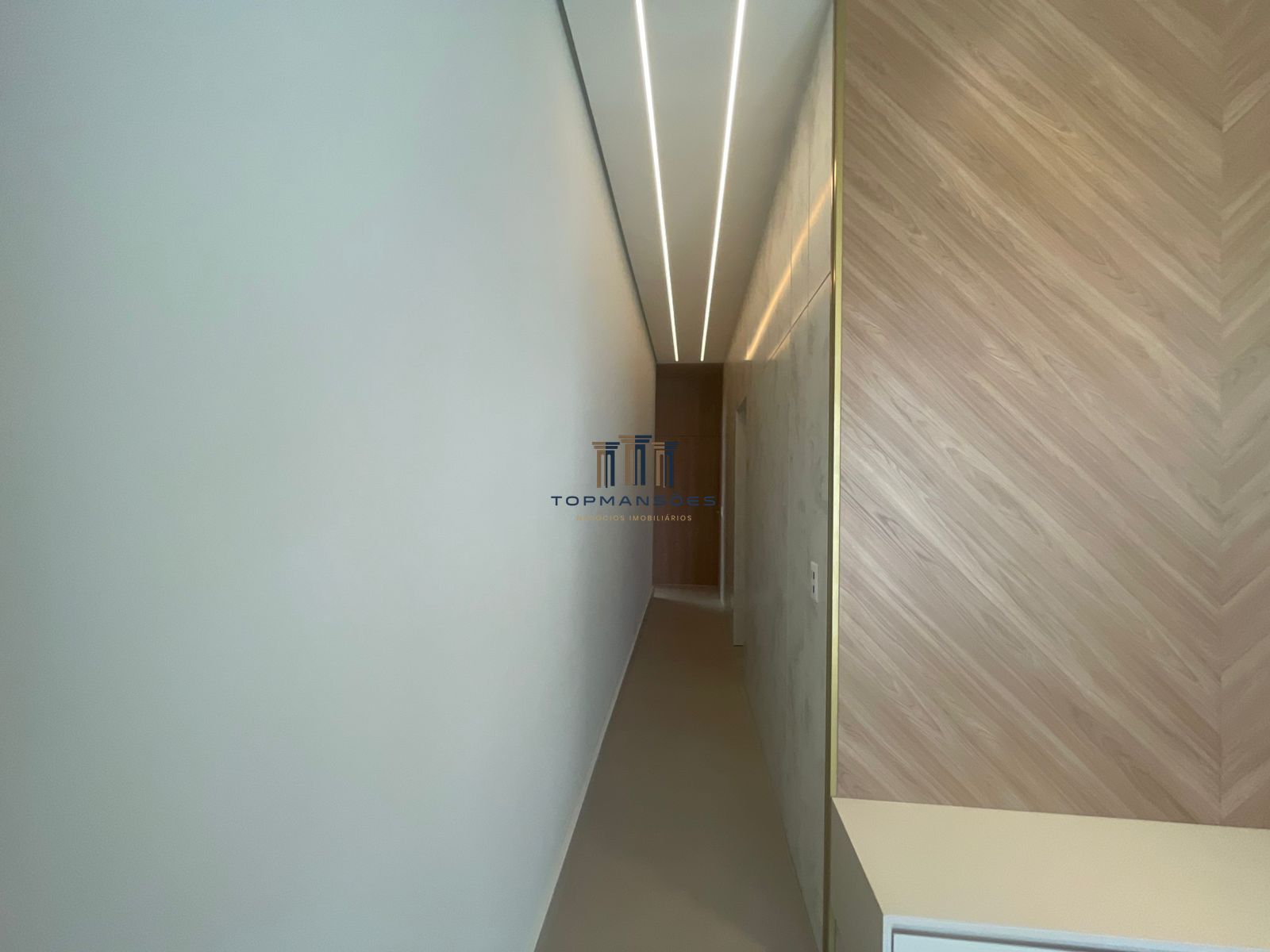 Casa de Alto Padrão 4 quartos com piscina e gourmet 583m3/ Alphaville Vespasiano
