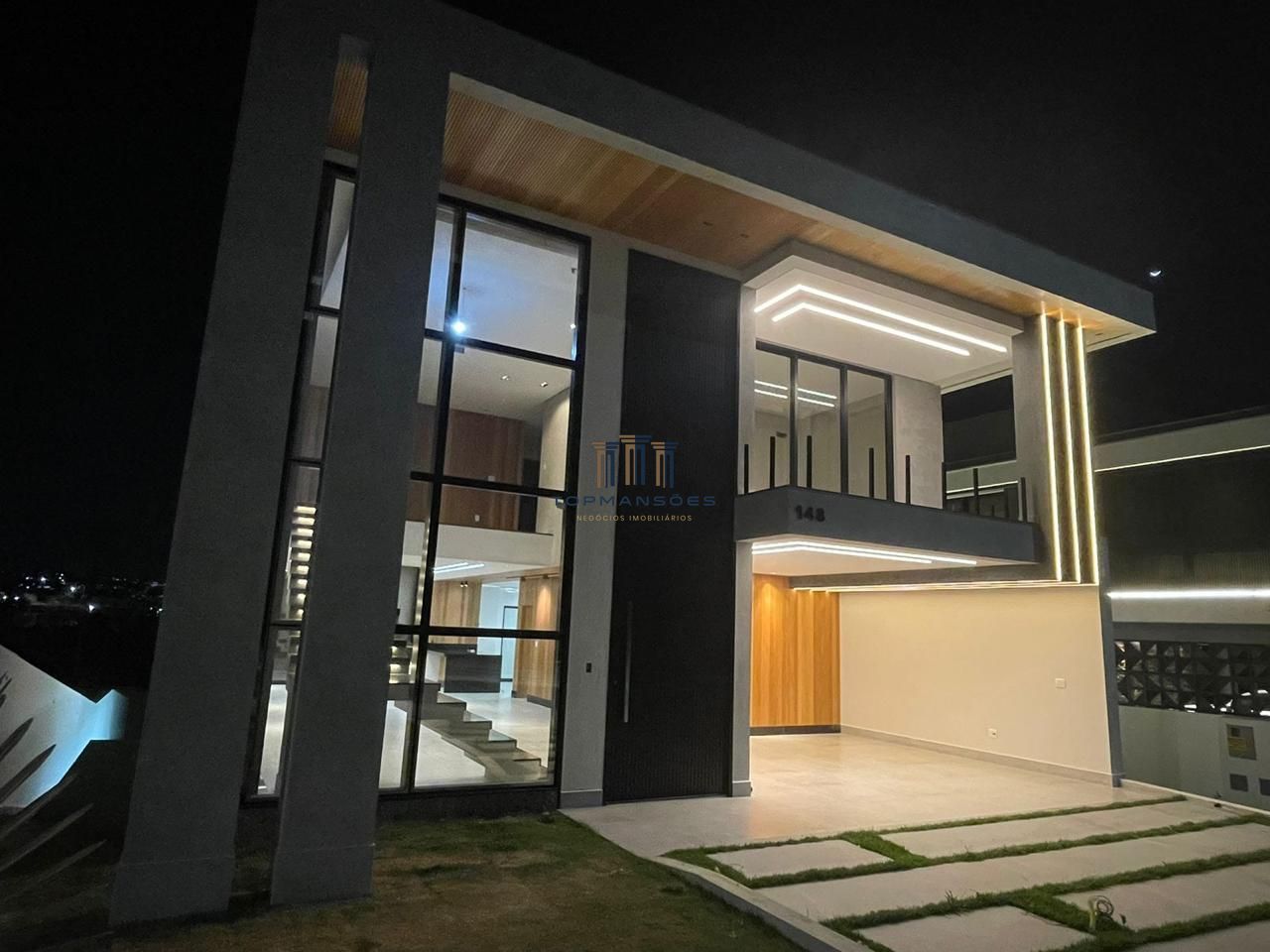 Casa de Condomínio à venda com 4 quartos, 544m² - Foto 2