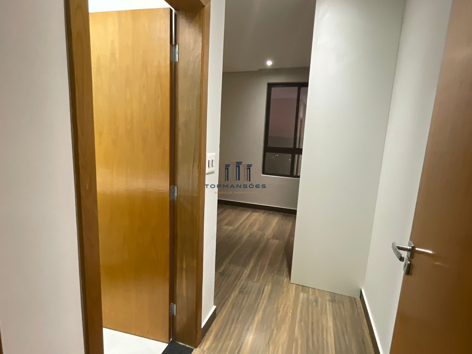 Casa de Condomínio para alugar com 4 quartos, 320m² - Foto 28