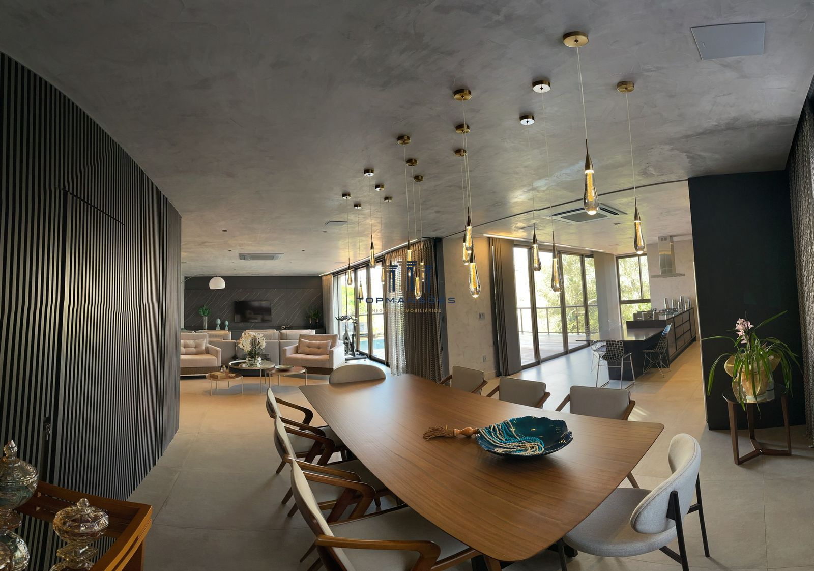 Casa moderna 4 quartos com piscina condomínio Alphaville - Vespasiano/MG