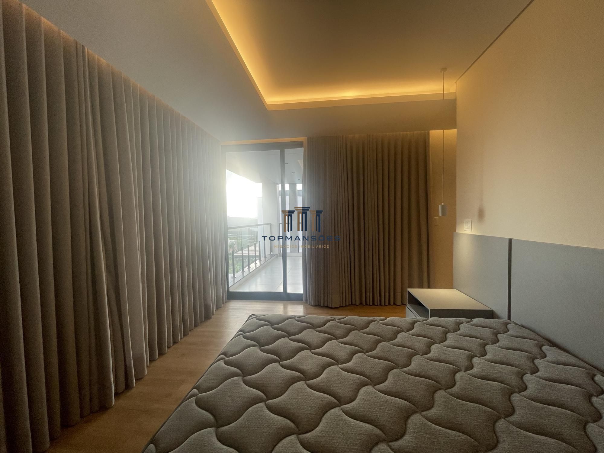 Casa nova mobiliada em Alphaville Vespasiano, piscina, spa e sauna, 4 suites