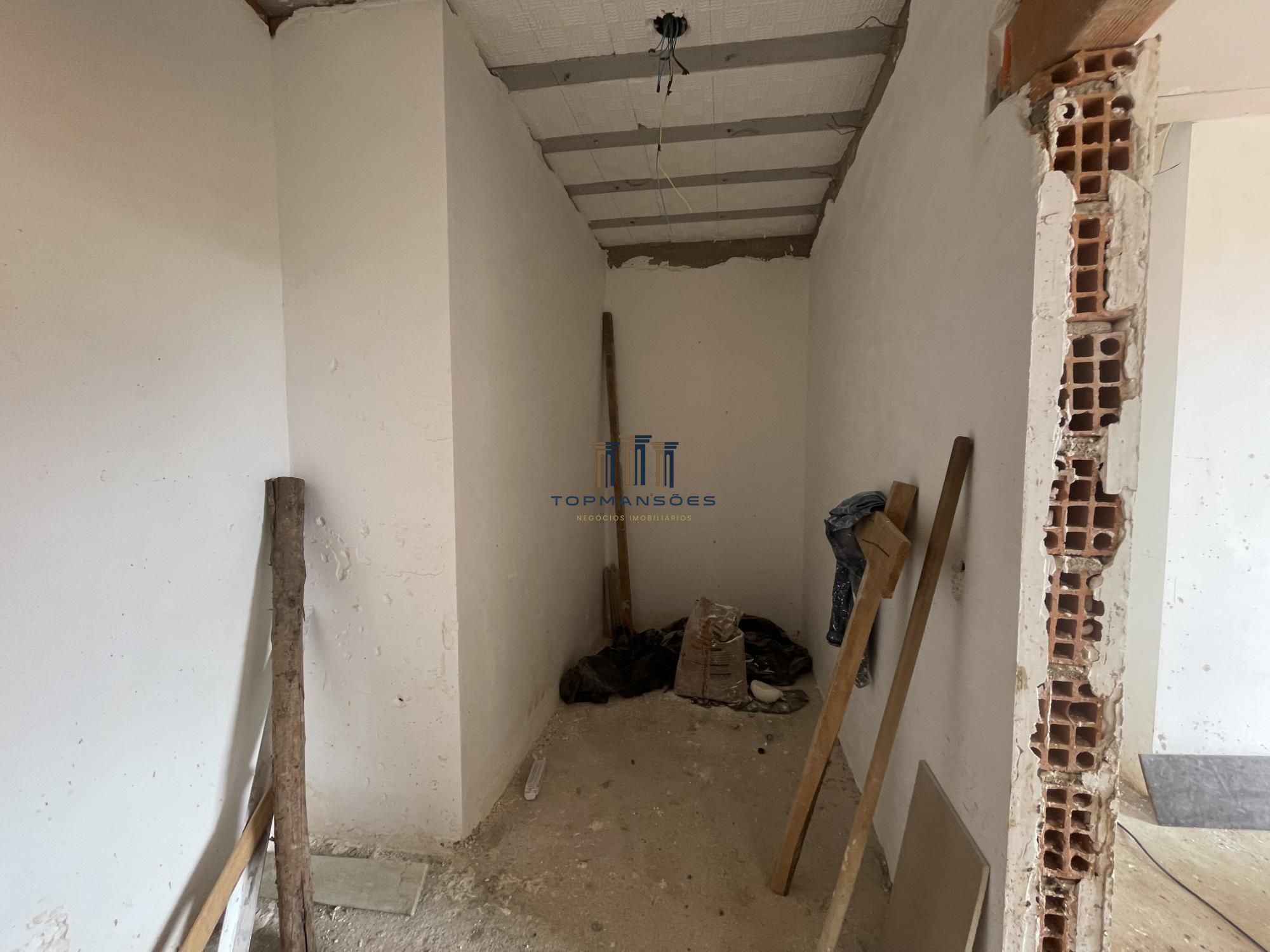 Casa de Condomínio à venda com 3 quartos, 400m² - Foto 17