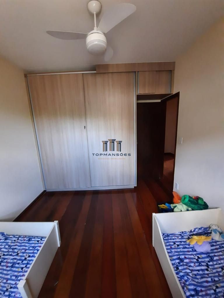 Casa à venda com 3 quartos, 295m² - Foto 11