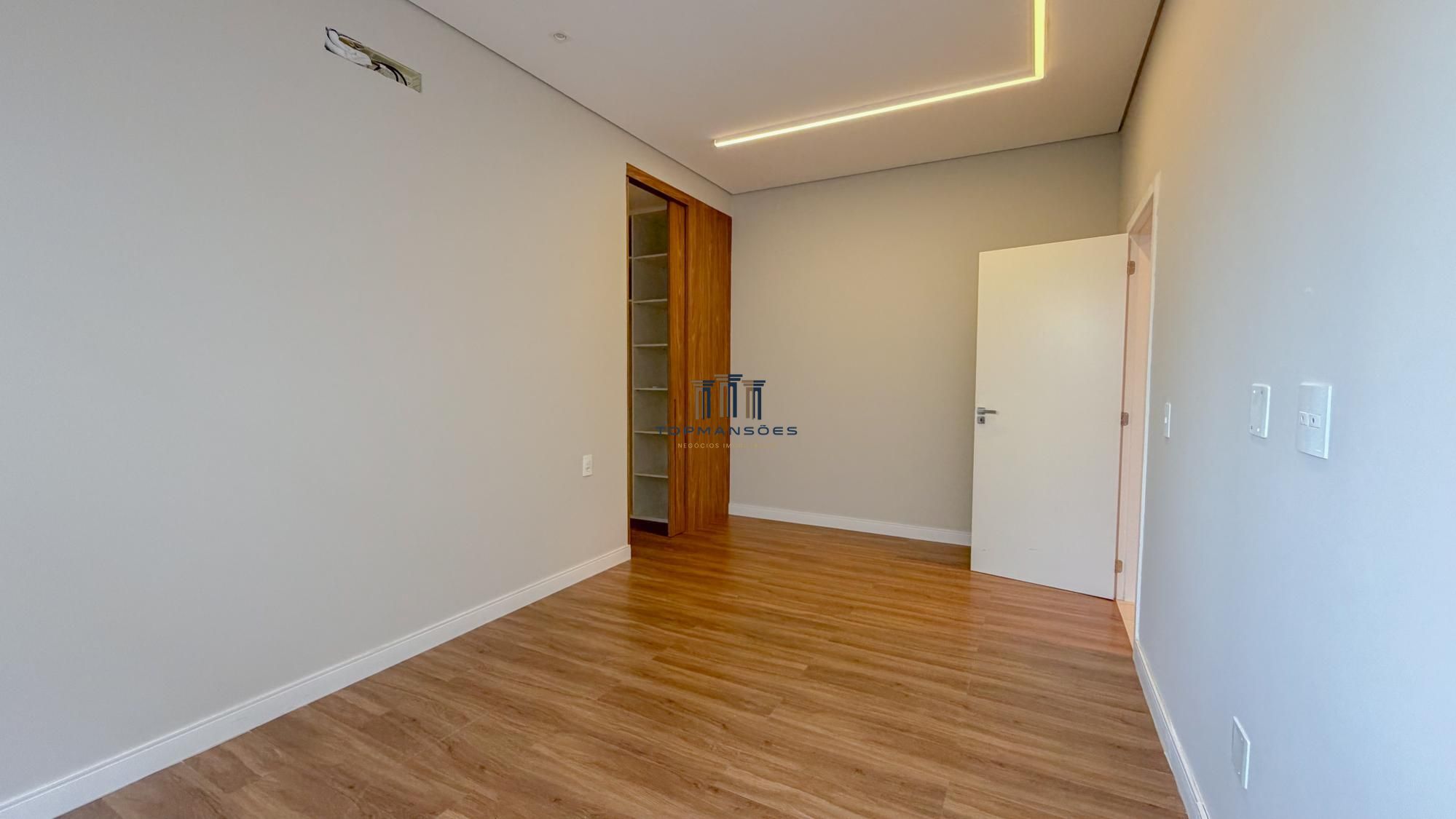 Casa de Condominio, com 3 Suites Espaço Gourmet e Piscina - foto 16