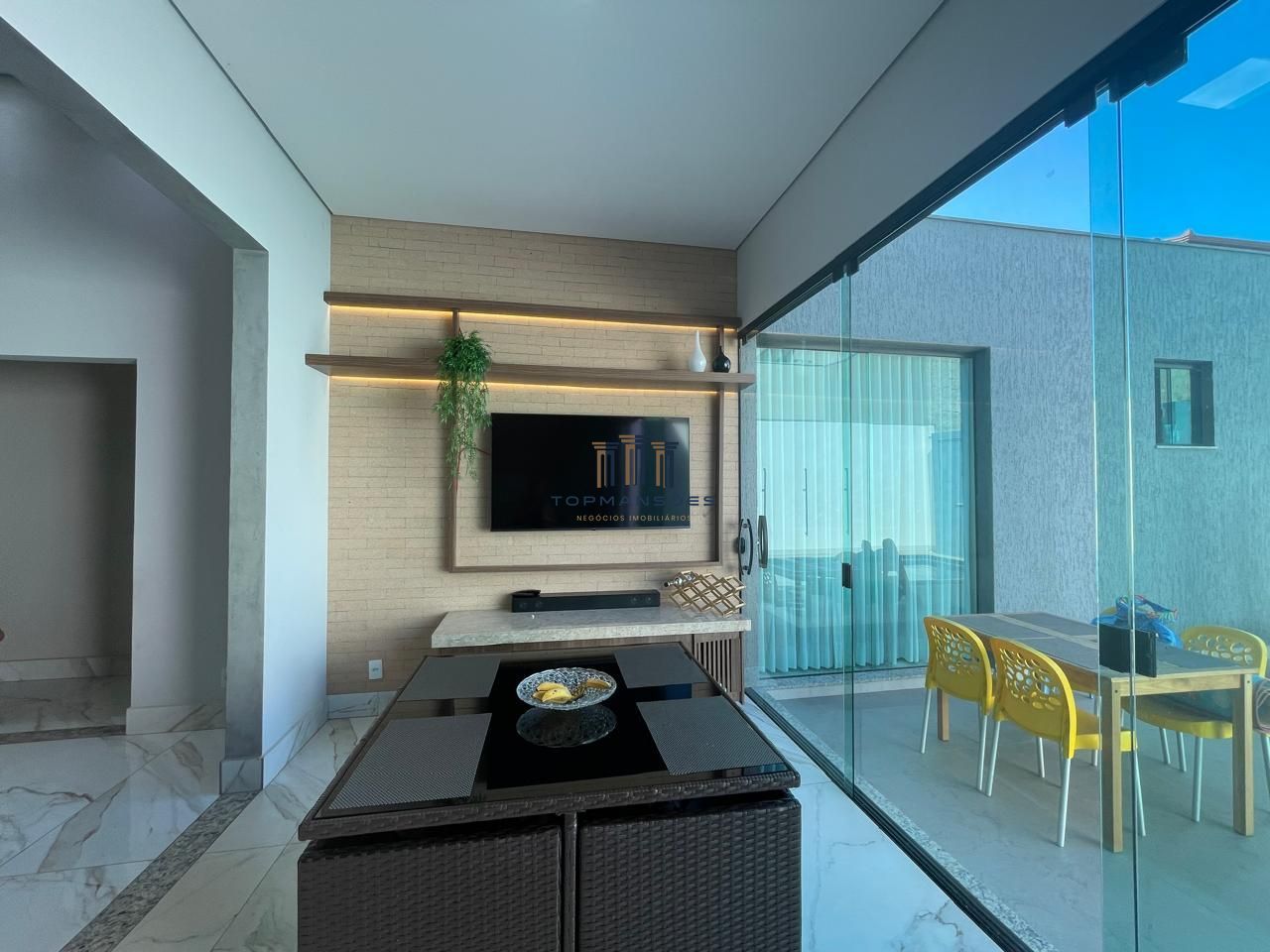 Casa de Condomínio para alugar com 3 quartos, 200m² - Foto 8
