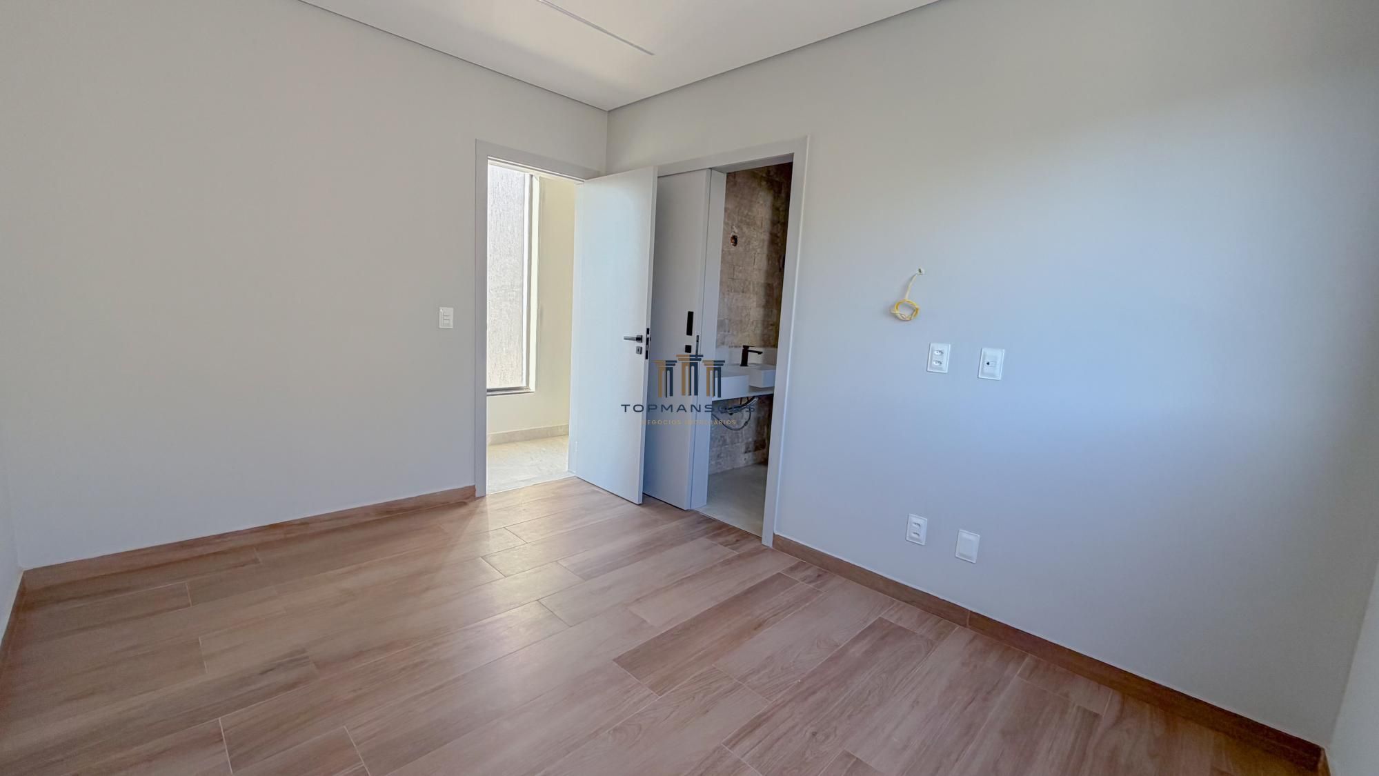 Casa nova Alphaville Vespasiano com 4 quartos, piscina, sauna e gourmet.