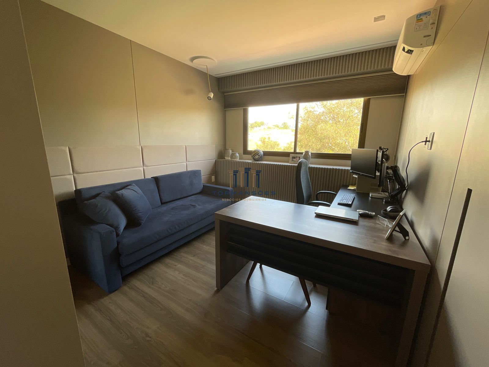 Casa moderna 4 quartos com piscina condomínio Alphaville - Vespasiano/MG
