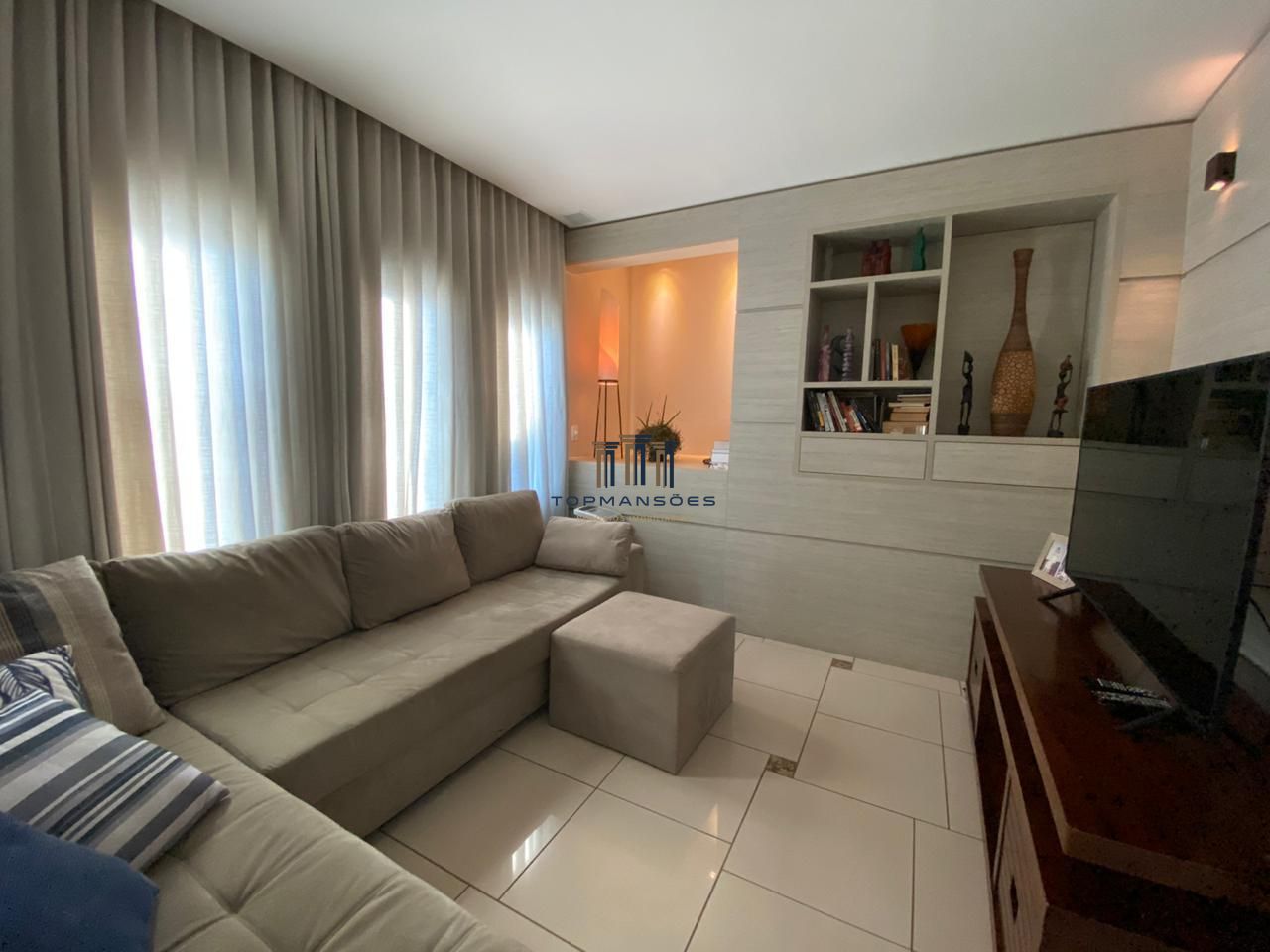 Casa de Condomínio à venda com 4 quartos, 360m² - Foto 5