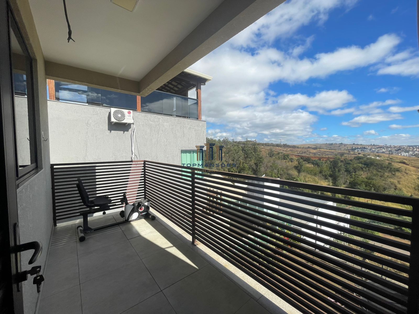 Casa com 3 quartos, espaço gourmet no Residencial Gran Park Vespasiano/MG