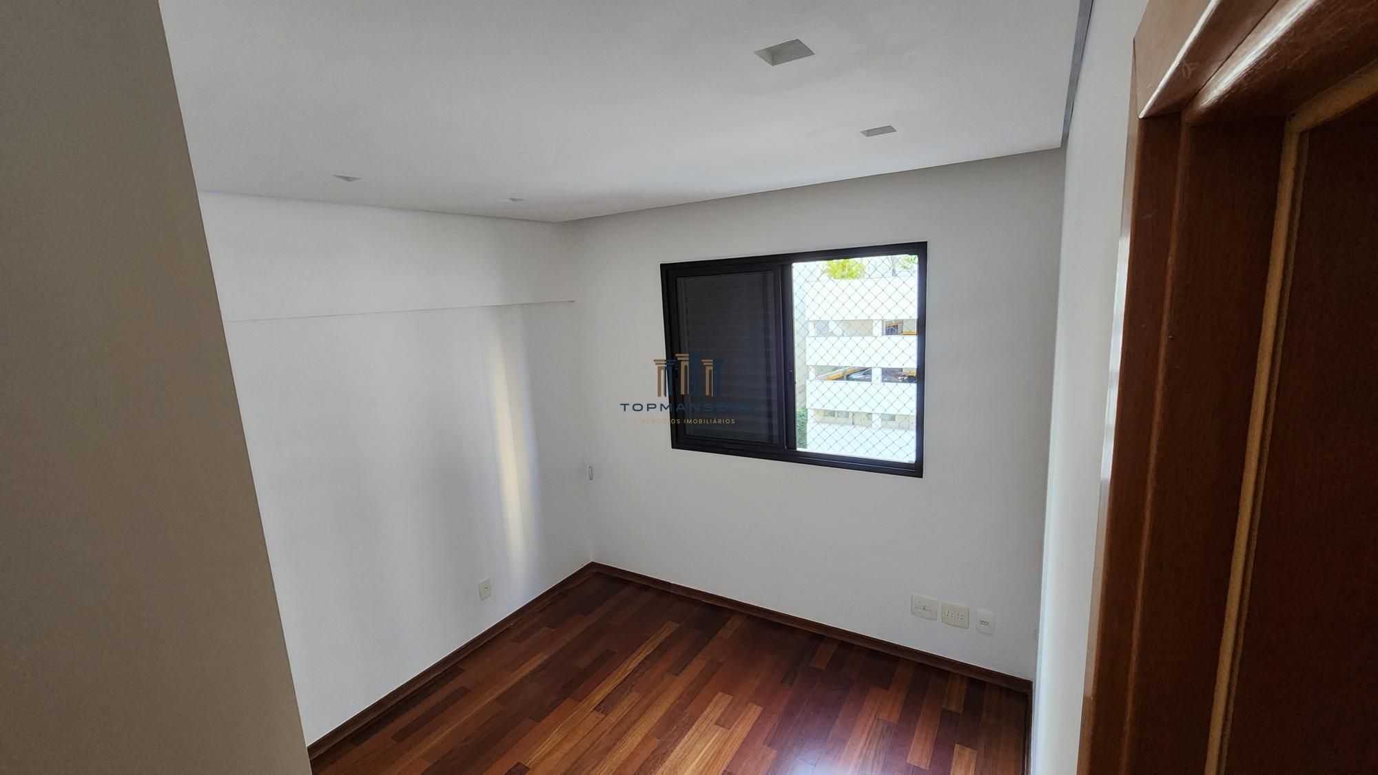 Apartamento à venda com 4 quartos, 166m² - Foto 17