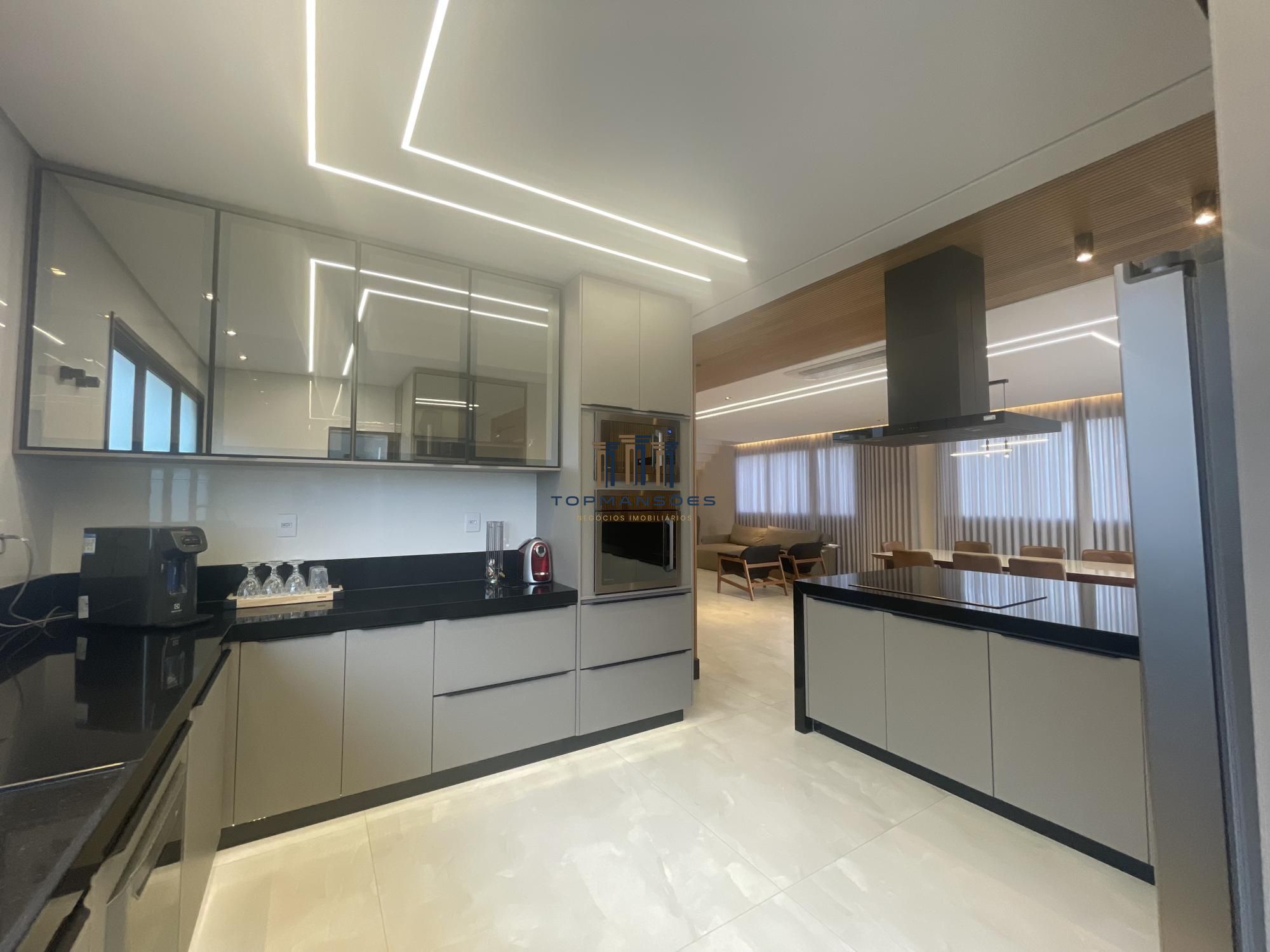 Casa nova mobiliada em Alphaville Vespasiano, piscina, spa e sauna, 4 suites