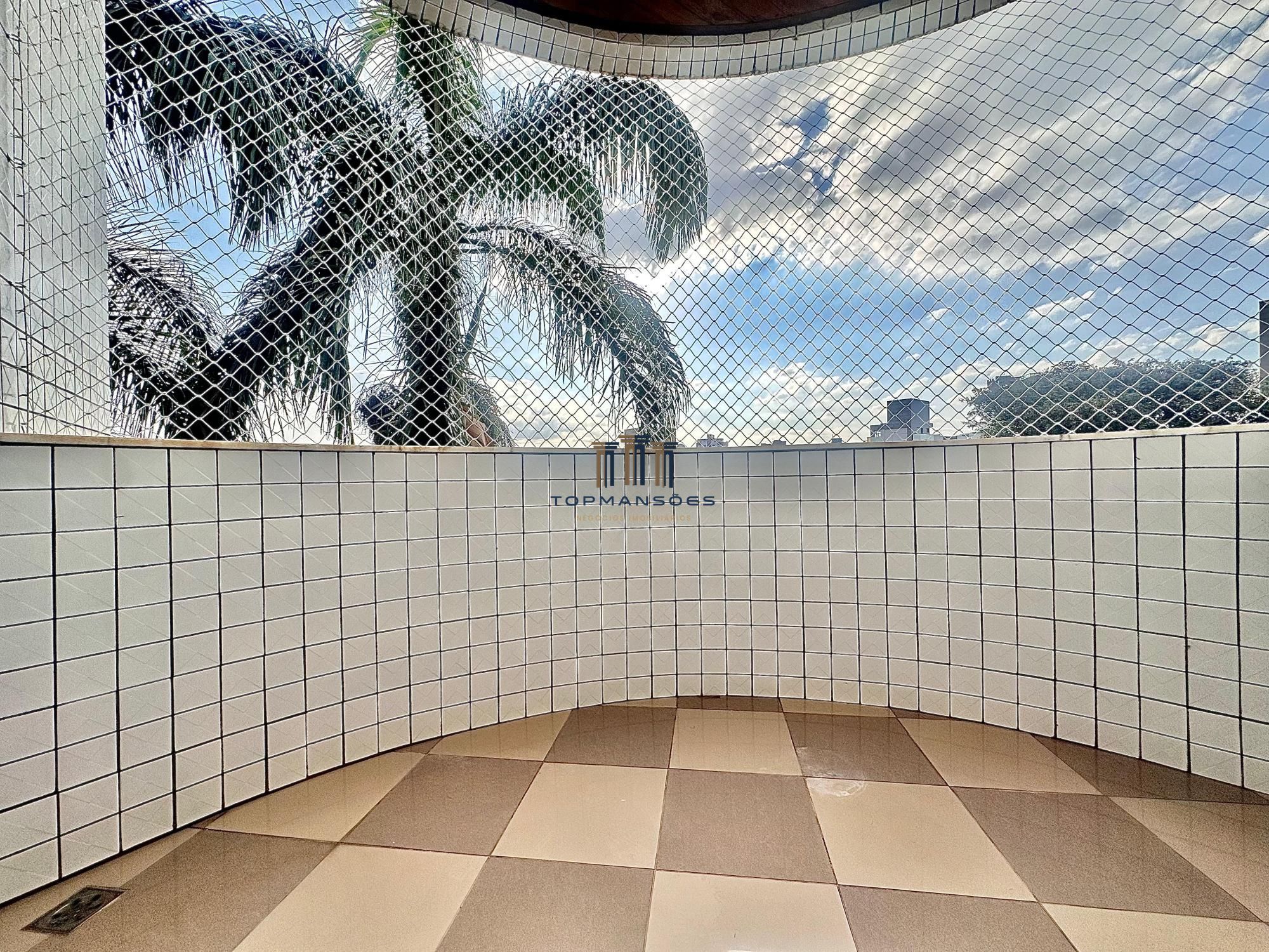 Cobertura à venda com 200m², com piscina por R$ 1.300.000,00