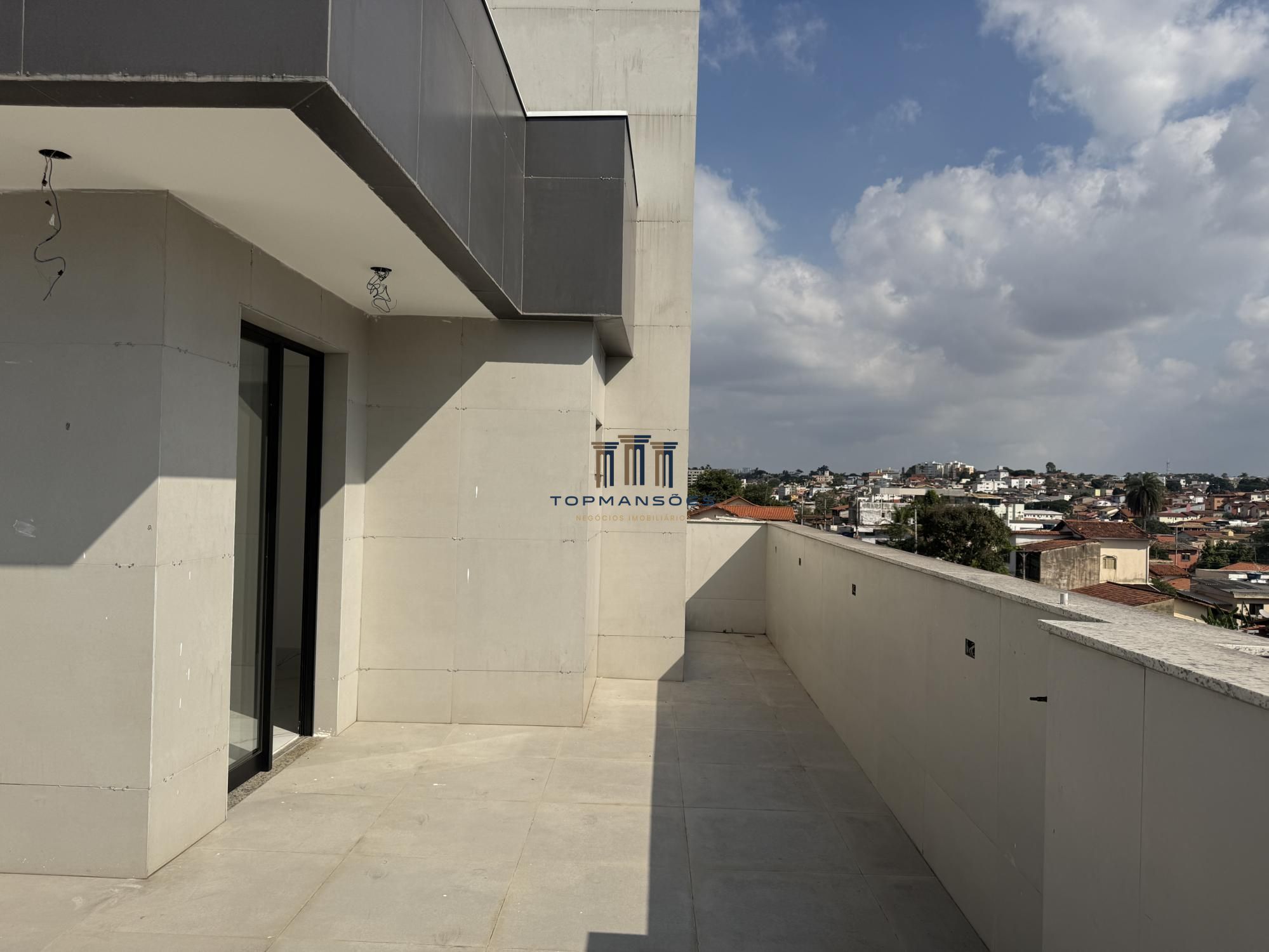 Cobertura com 180 m² por R$ 1.190.000,00 no bairro santa amé
