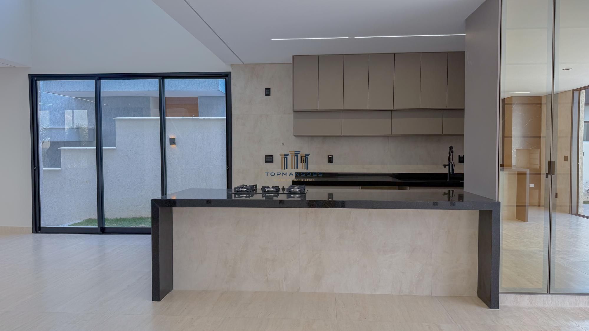 Casa em condomínio com 4 Dormitórios à venda, 405 m² por R$ 2.890.000,00 Casa em condomínio com 4 Dormitórios à venda, 405 m² por R$ 2.890.000,00