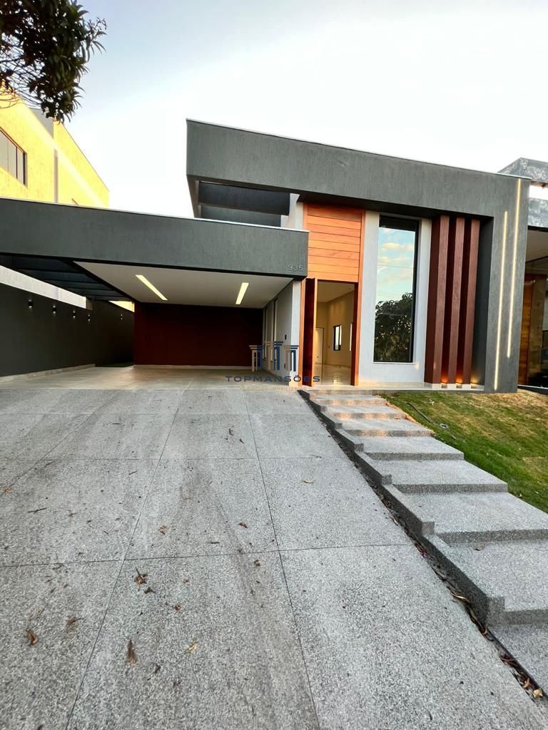 Casa de Condomínio à venda com 3 quartos, 217m² - Foto 2