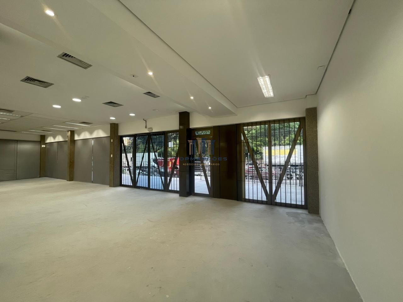 Loja/andar com 400m2 na melhor localização comercial da Pampulha!!!