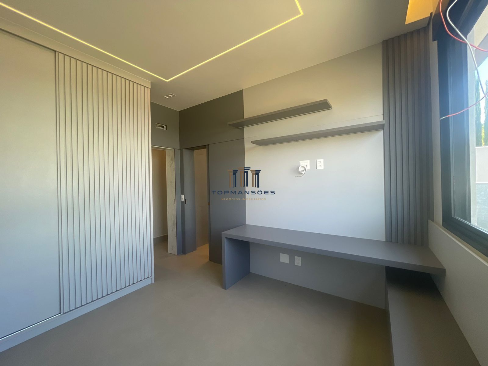 Casa de Alto Padrão 4 quartos com piscina e gourmet 583m3/ Alphaville Vespasiano
