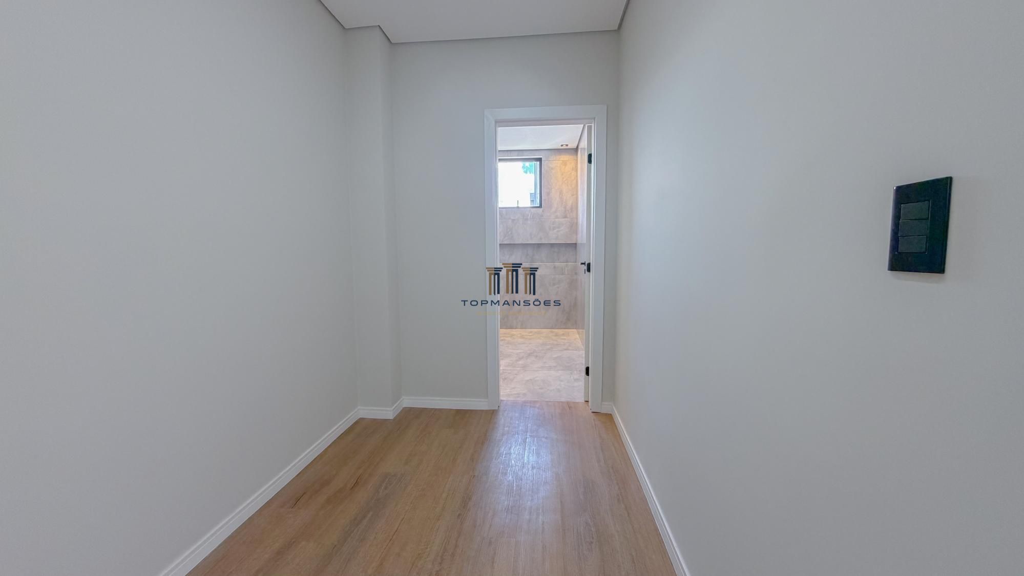 Casa alto padrão nova 4 suítes, em condominio com Lazer completo em Vespasiano