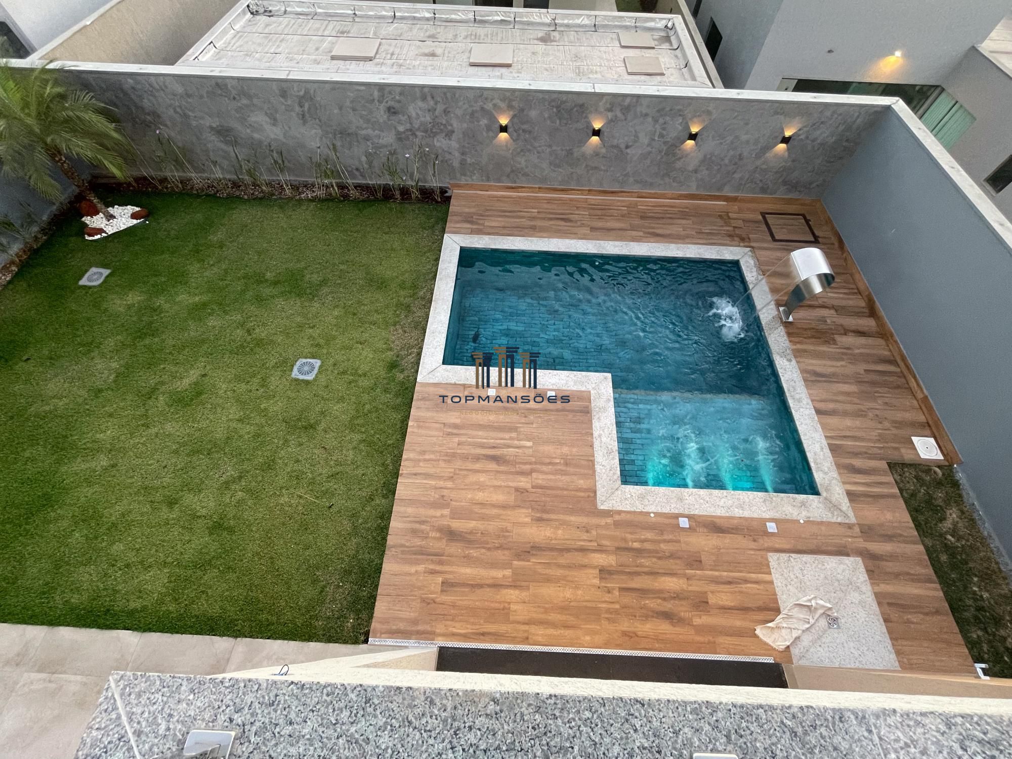 Casa de Condomínio à venda com 4 quartos, 300m² - Foto 38