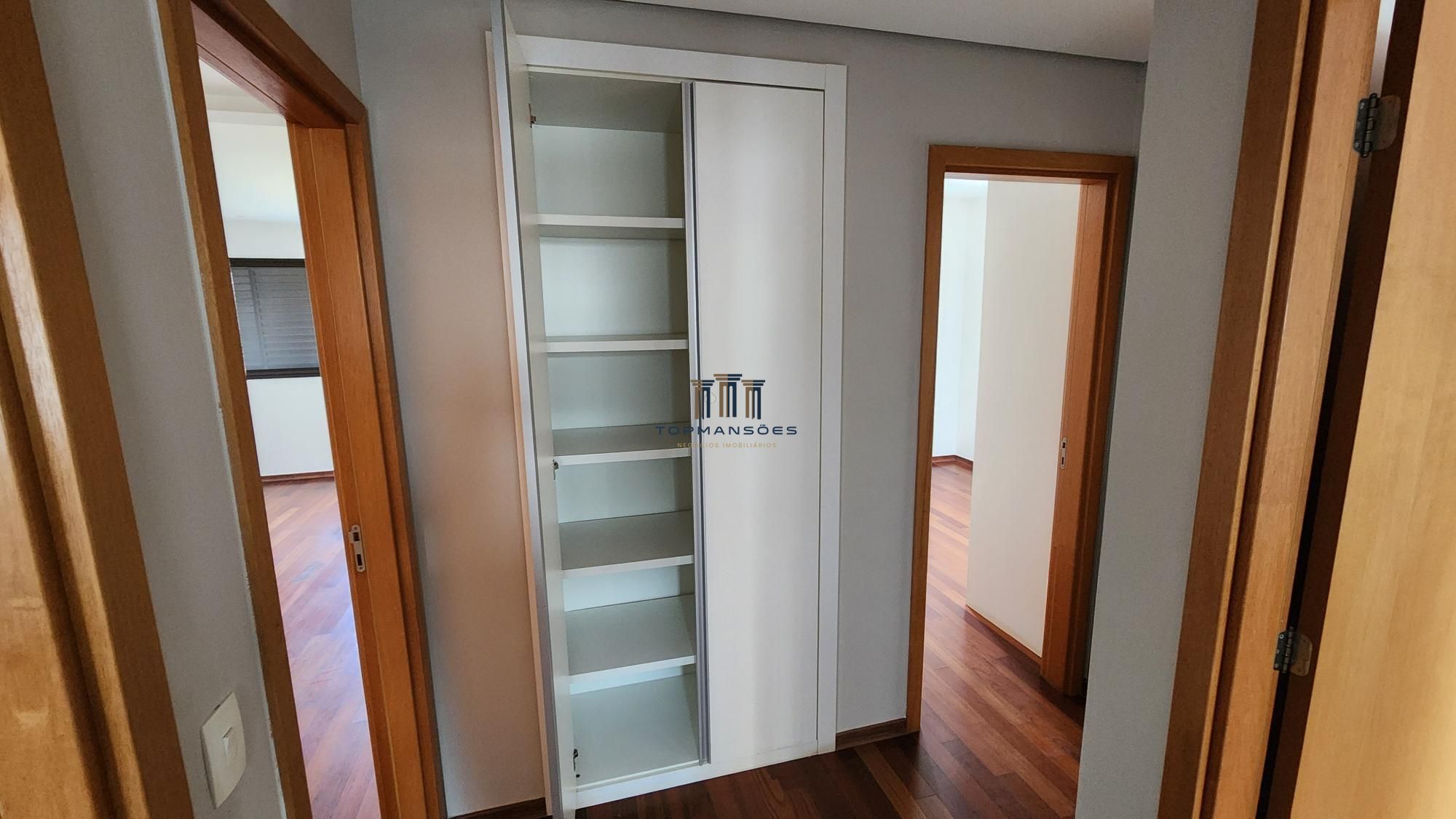 Apartamento à venda com 4 quartos, 166m² - Foto 20