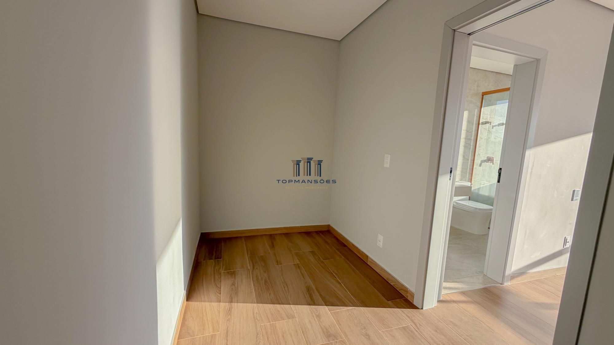 Casa nova Alphaville Vespasiano com 4 quartos, piscina, sauna e gourmet.