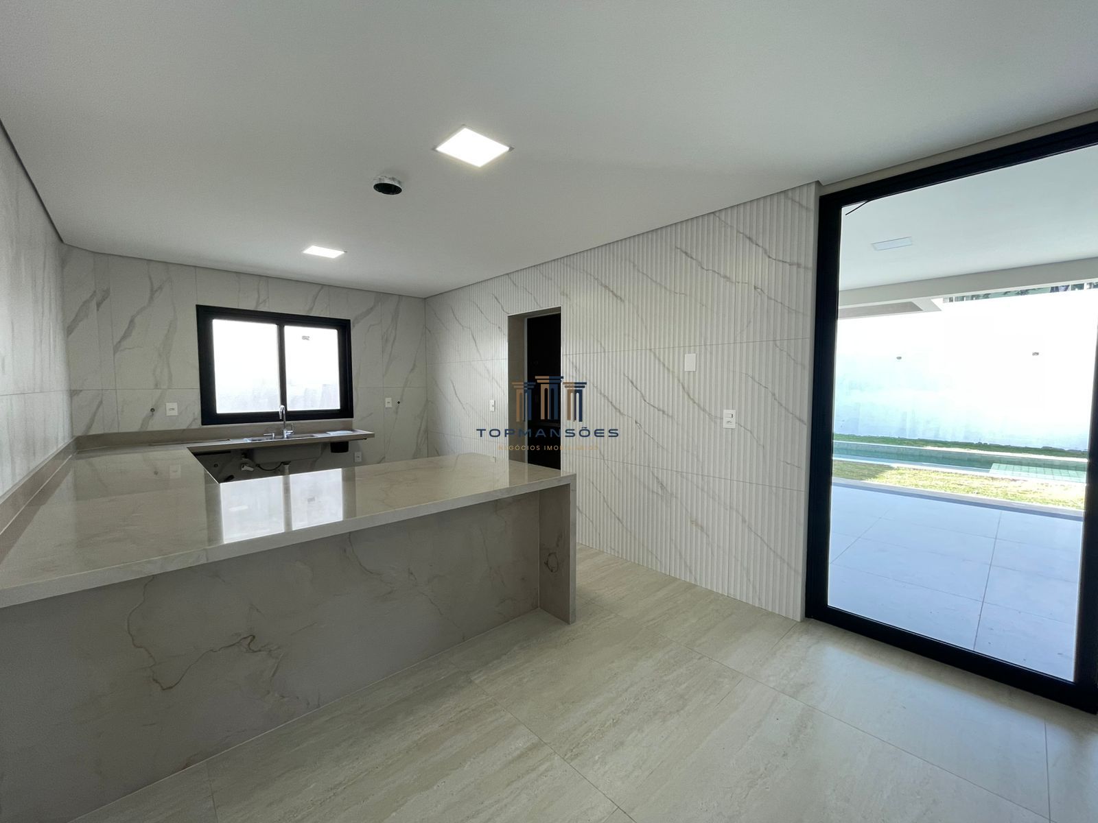 Casa nova alto padrão em condominio na pampulha com 4 suites