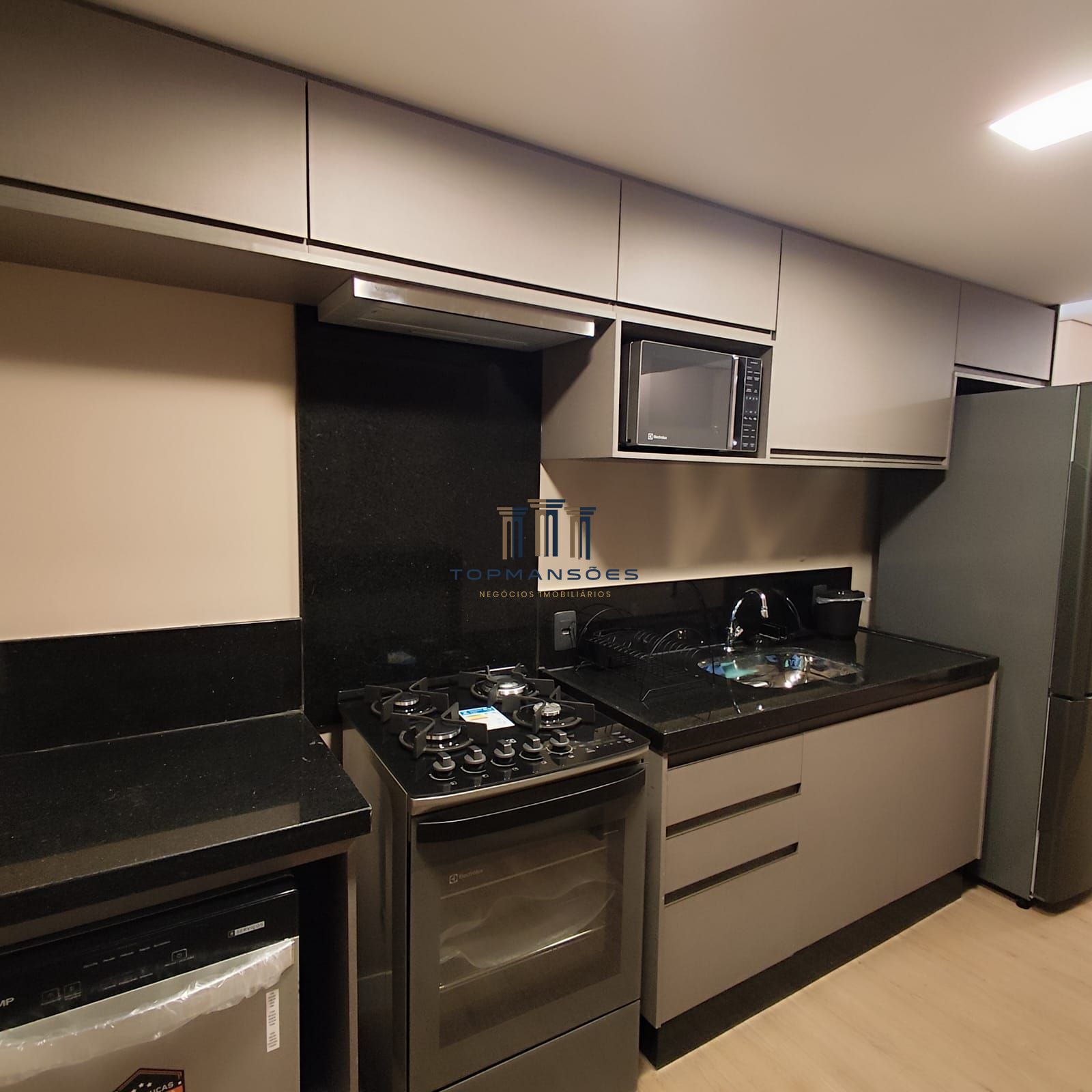 Apartamento com 2 Dormitórios à venda, 75 m² por R$ 1.690.000,00 Apartamento com 2 Dormitórios à venda, 75 m² por R$ 1.690.000,00