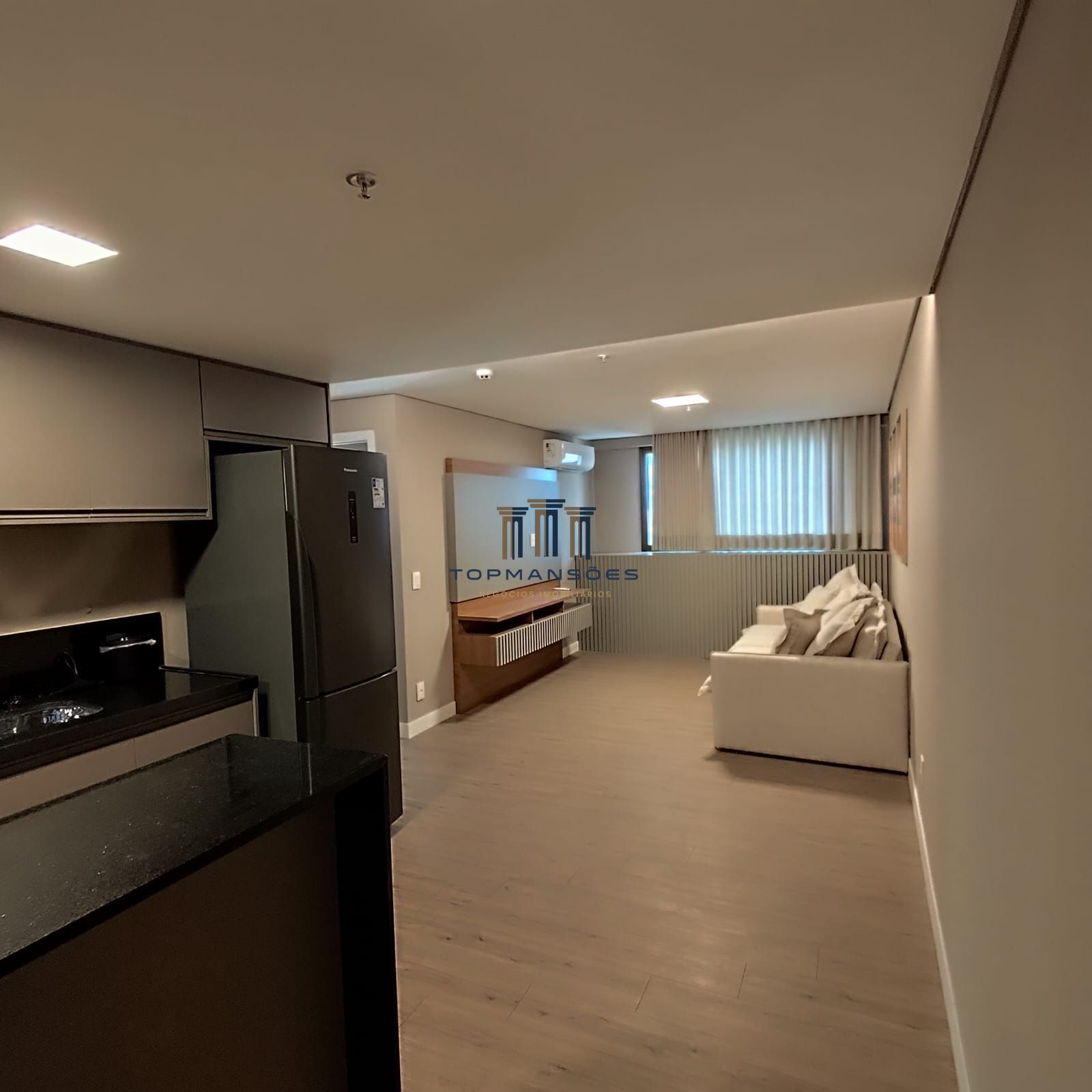 Apartamento com 2 Dormitórios à venda, 75 m² por R$ 1.690.000,00 Apartamento com 2 Dormitórios à venda, 75 m² por R$ 1.690.000,00