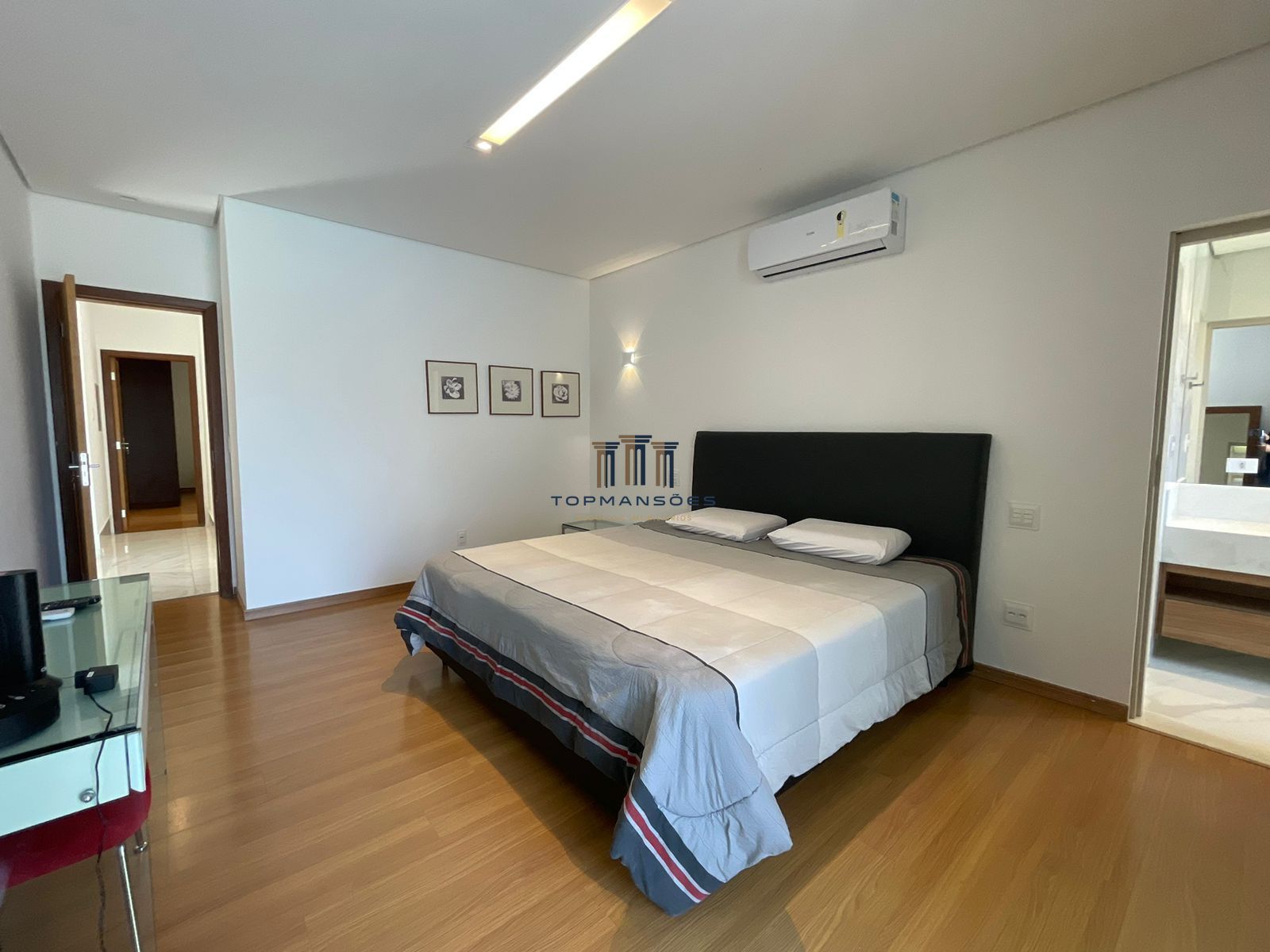 Casa de Condomínio para alugar com 3 quartos, 280m² - Foto 22