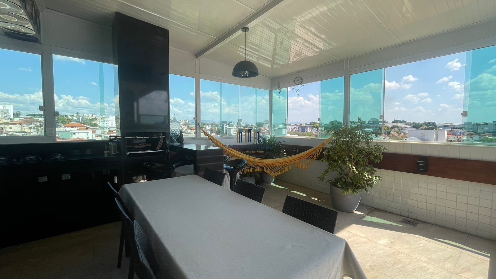 Cobertura com gourmet e spa 3 quartos no Itapuã/Belo Horizonte