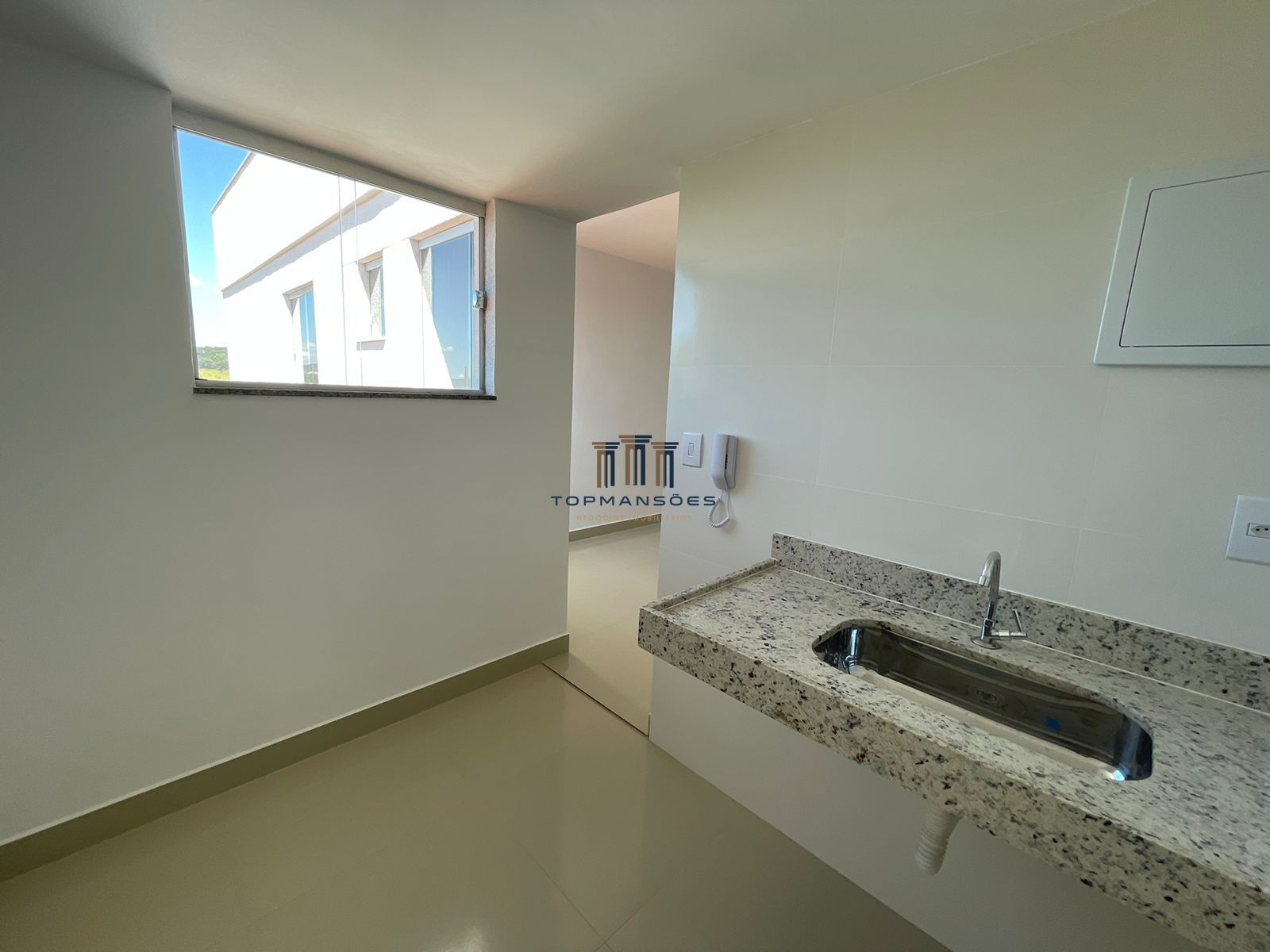 Apartamento à venda com 2 quartos, 61m² - Foto 17