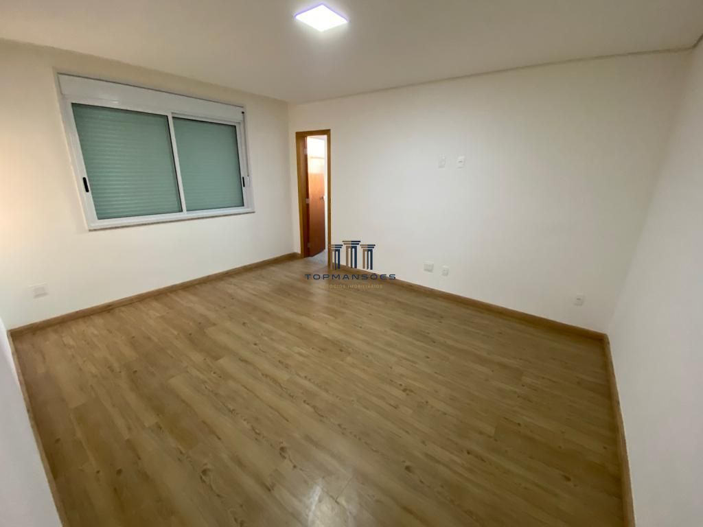 Casa de Condomínio à venda com 4 quartos, 440m² - Foto 15