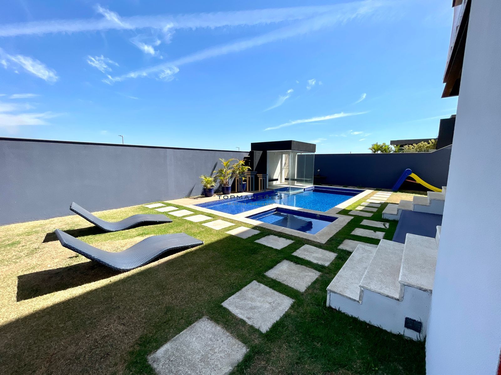 Casa Luxo, moderna, mobiliada com piscina, Alphaville, Vespasiano, MG