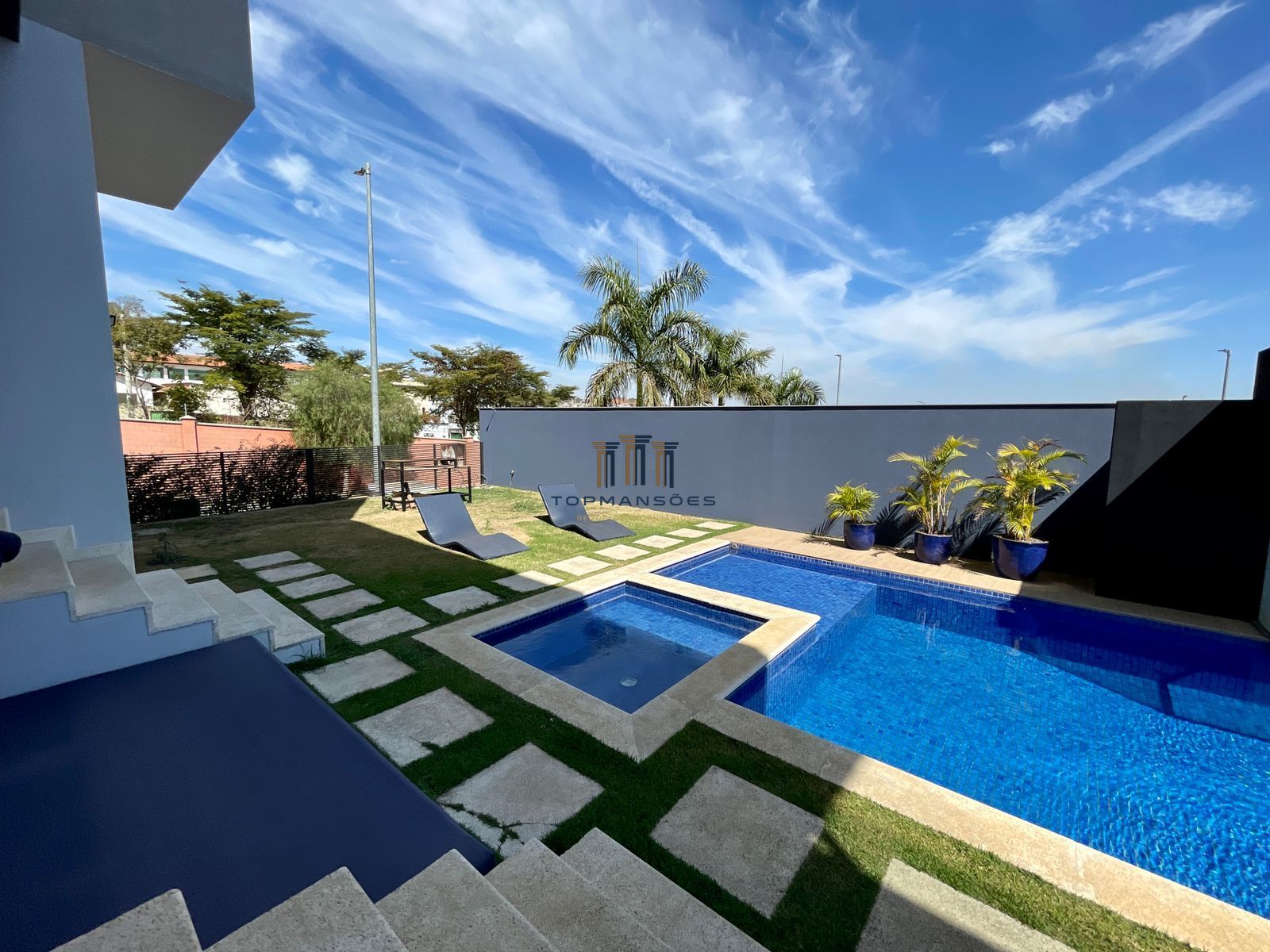 Casa Luxo, moderna, mobiliada com piscina, Alphaville, Vespasiano, MG