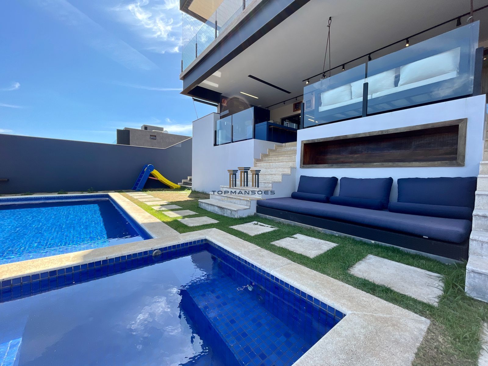 Casa Luxo, moderna, mobiliada com piscina, Alphaville, Vespasiano, MG