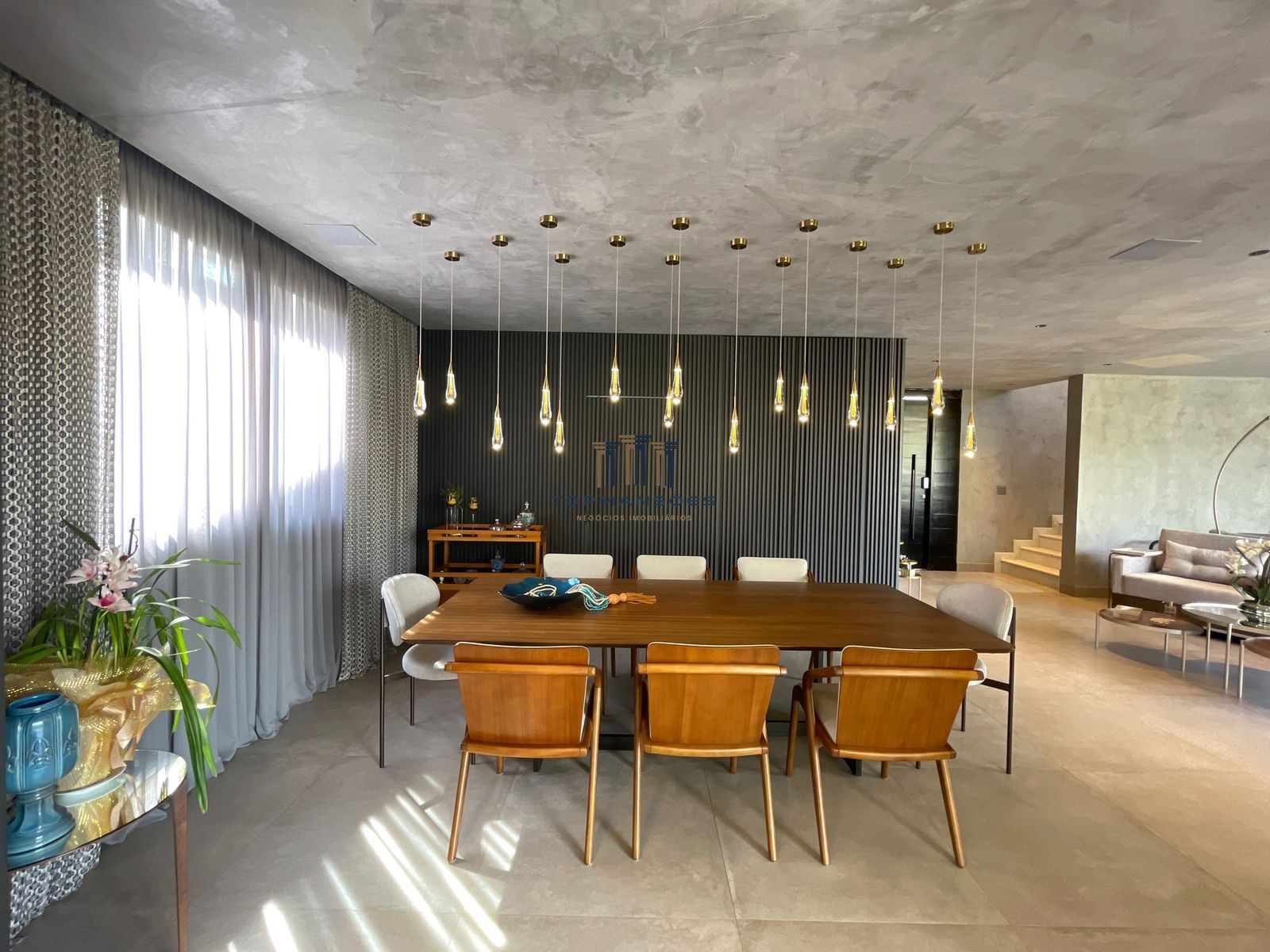 Casa moderna 4 quartos com piscina condomínio Alphaville - Vespasiano/MG