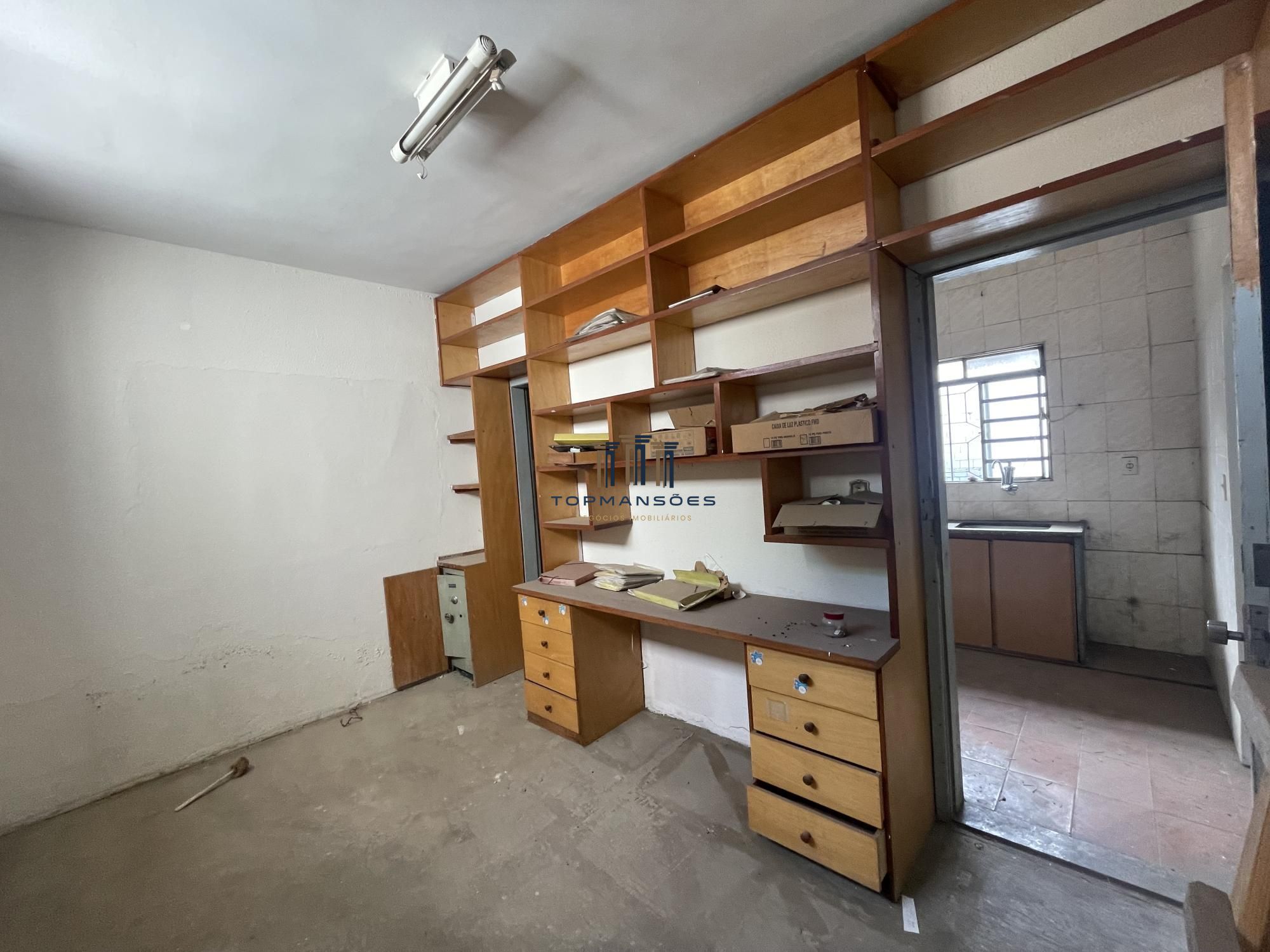Loja e pátio com 620m2 em excelente ponto comercial no céu a