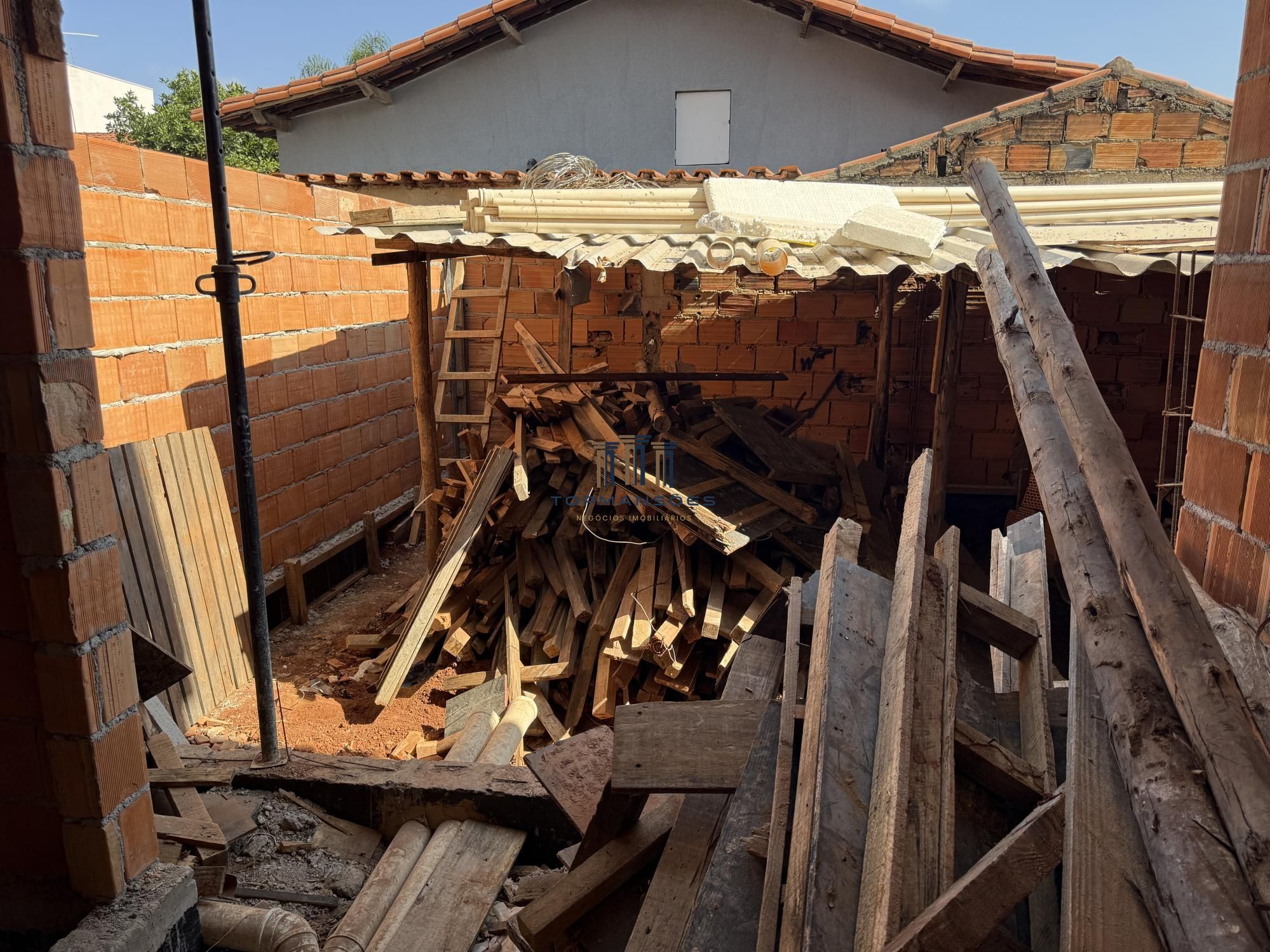 Casa geminada com 3 quartos à venda 117m² no bairro sinimbu 