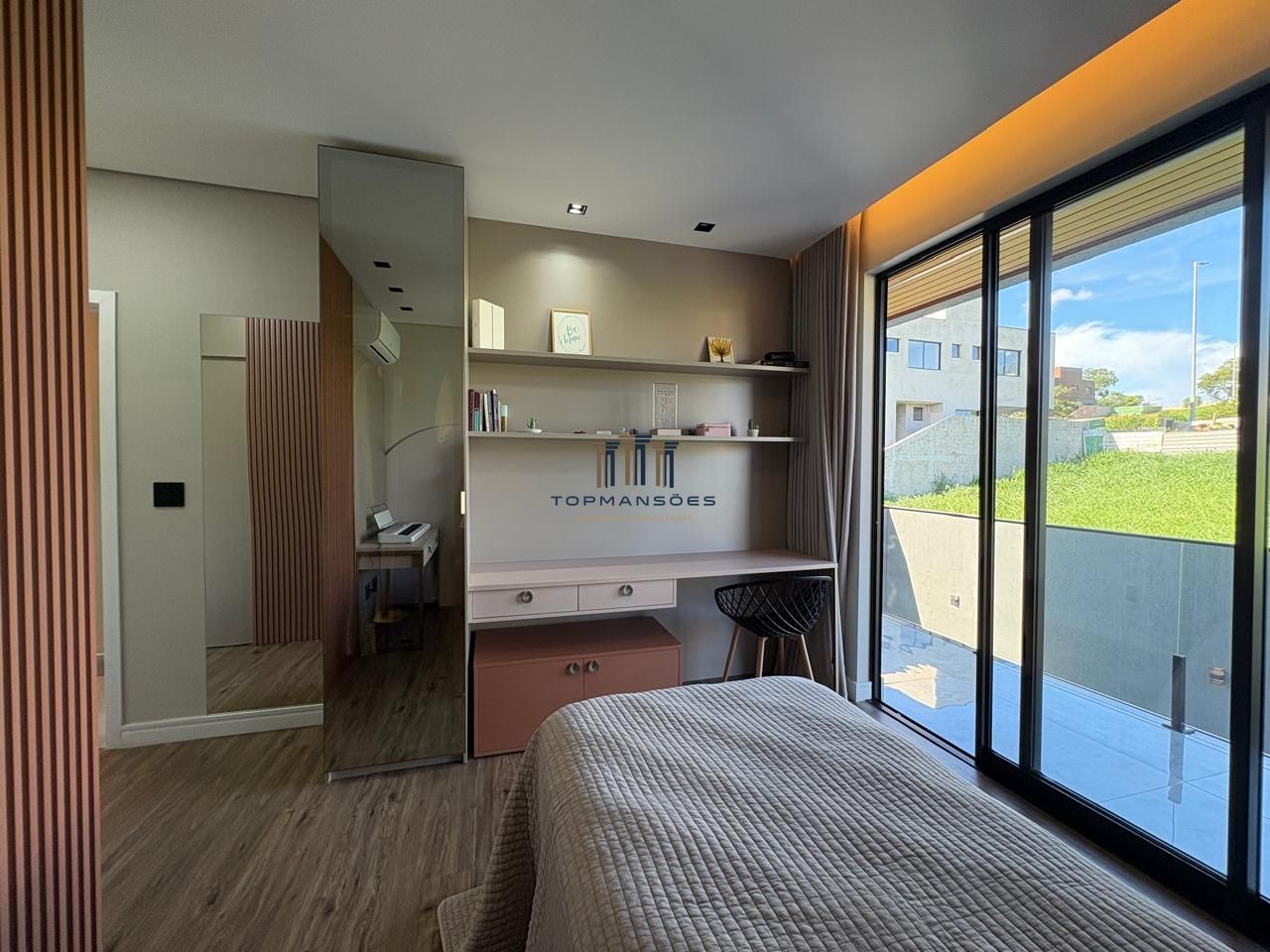 Casa em condomínio com 4 Dormitórios à venda, 379 m² por R$ 3.690.000,00 Casa em condomínio com 4 Dormitórios à venda, 379 m² por R$ 3.690.000,00