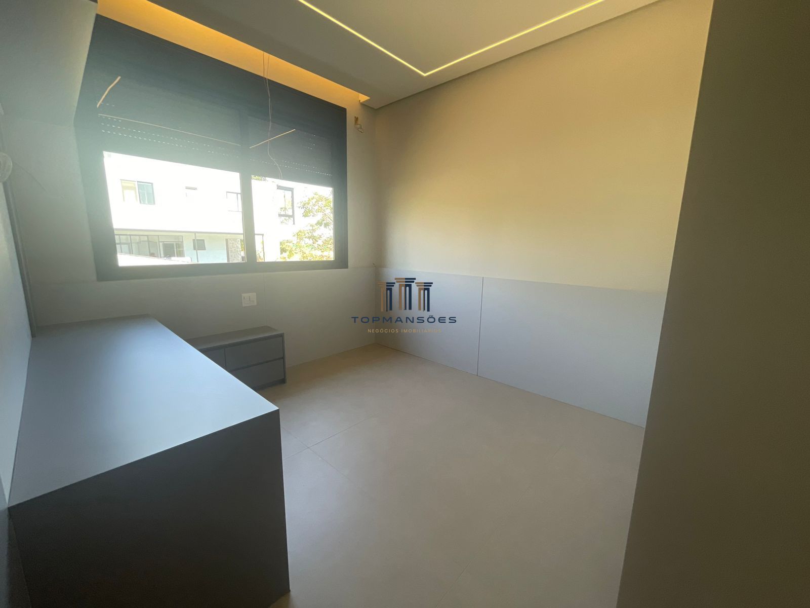 Casa de Alto Padrão 4 quartos com piscina e gourmet 583m3/ Alphaville Vespasiano