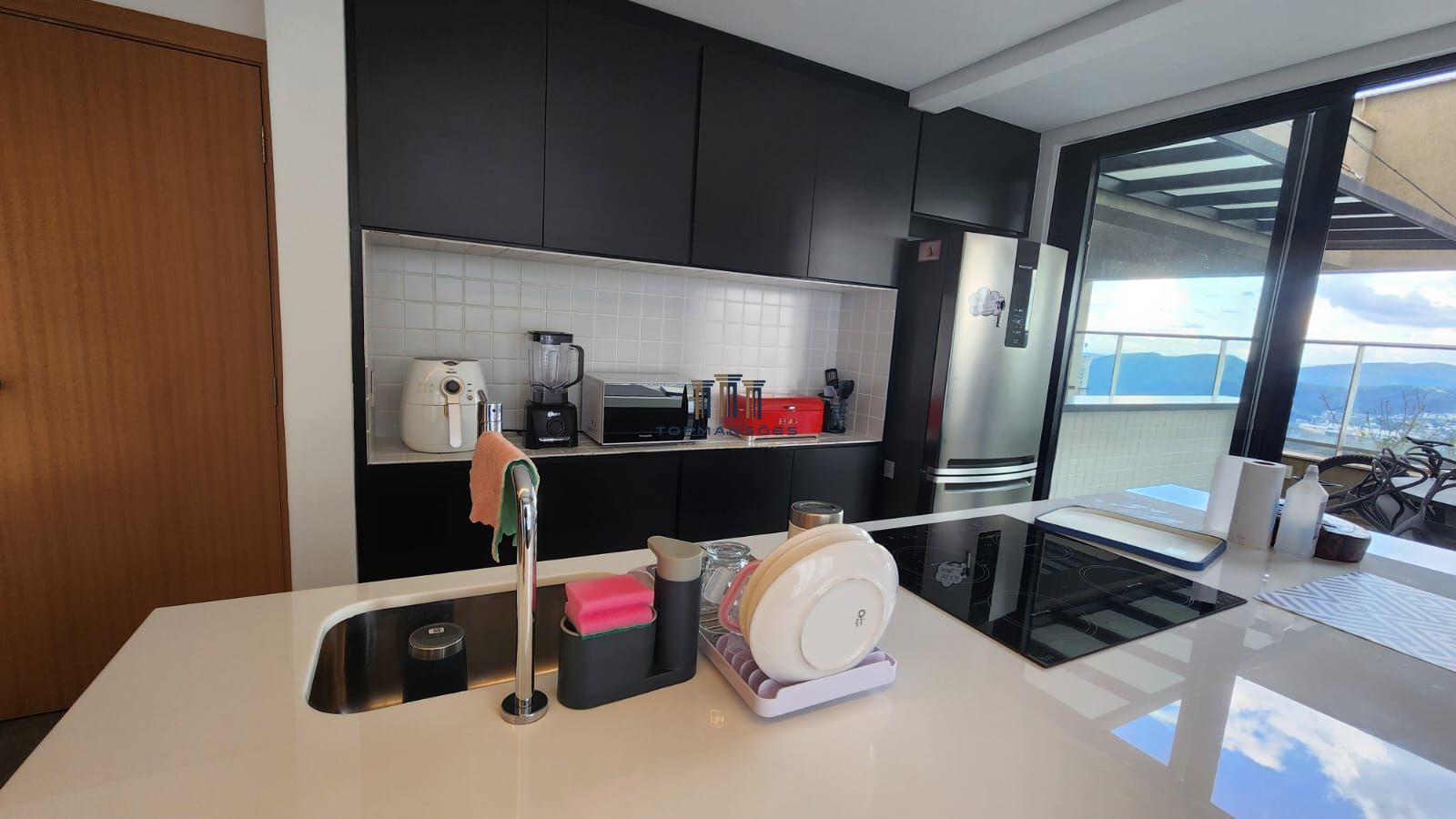 Cobertura Decorada e Mobiliada, lazer completo, 1 quarto e 3 Vagas a no Vila da