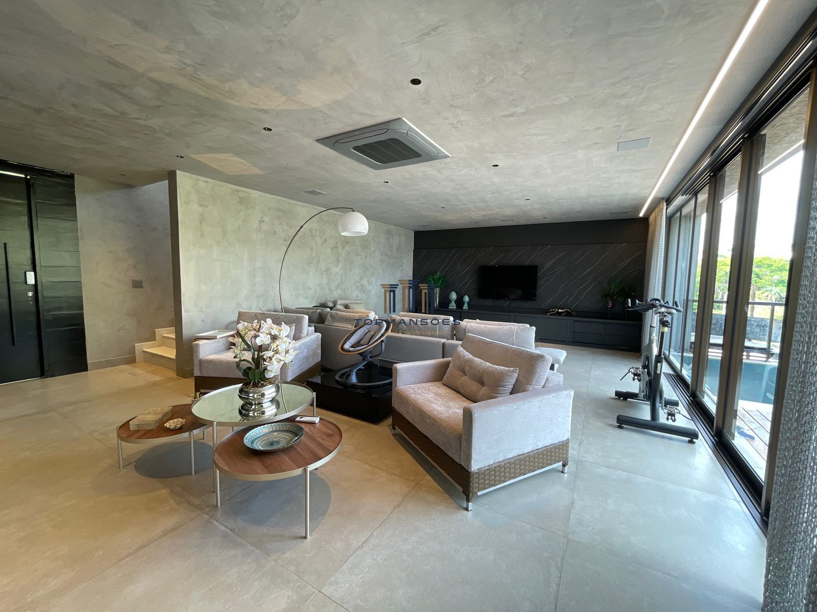Casa moderna 4 quartos com piscina condomínio Alphaville - Vespasiano/MG