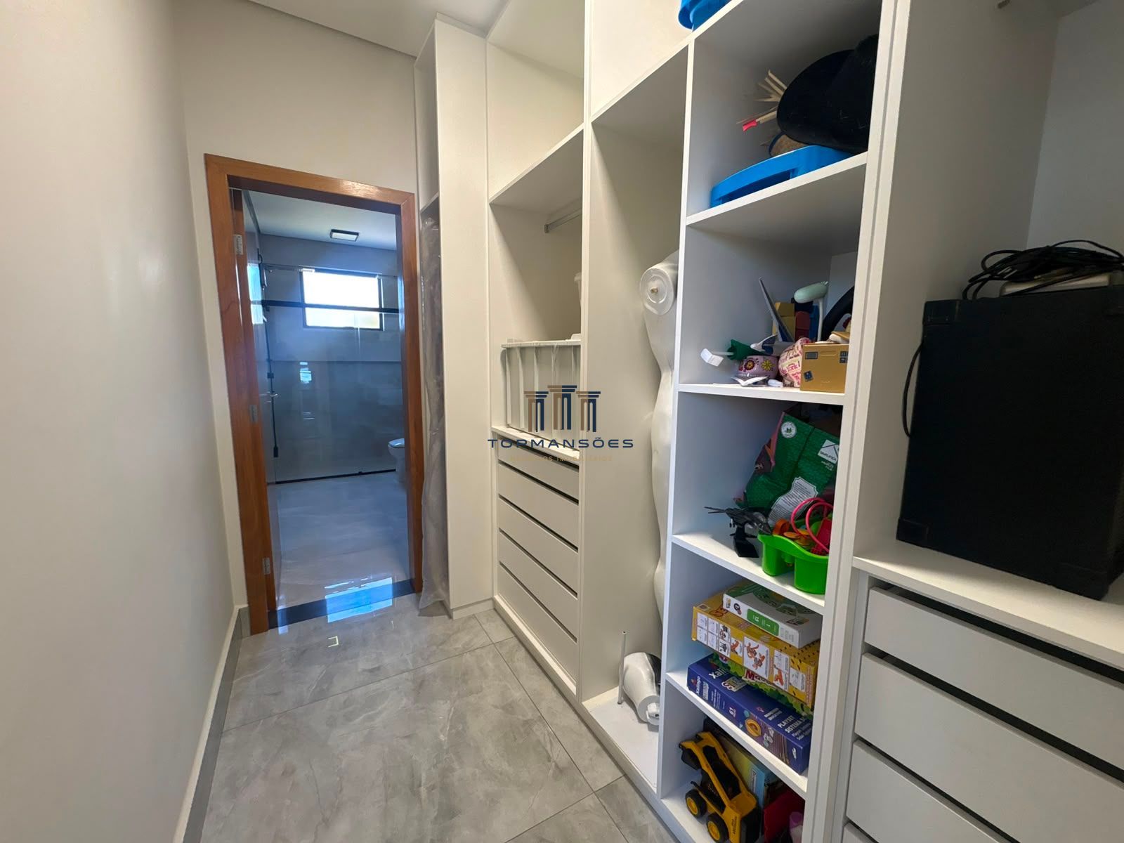 Casa em condomínio para alugar com 243m² no gran park toscan