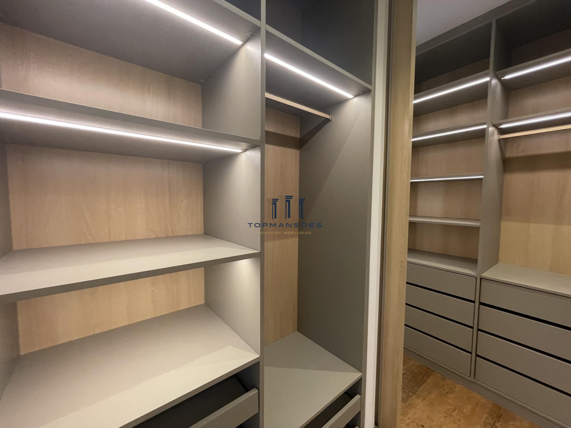 Casa moderna mobiliada com 4 quartos, spa e piscina em Alphaville Vespasiano
