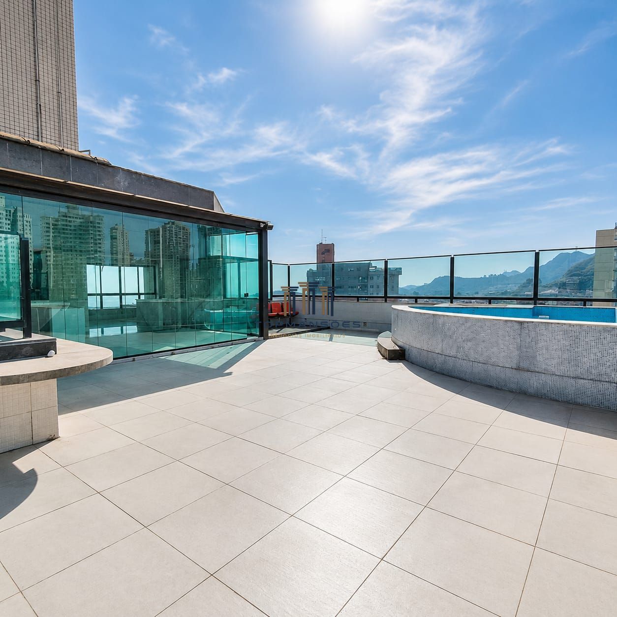 Cobertura Duplex com 3 quartos, 304 m² - no Belvedere