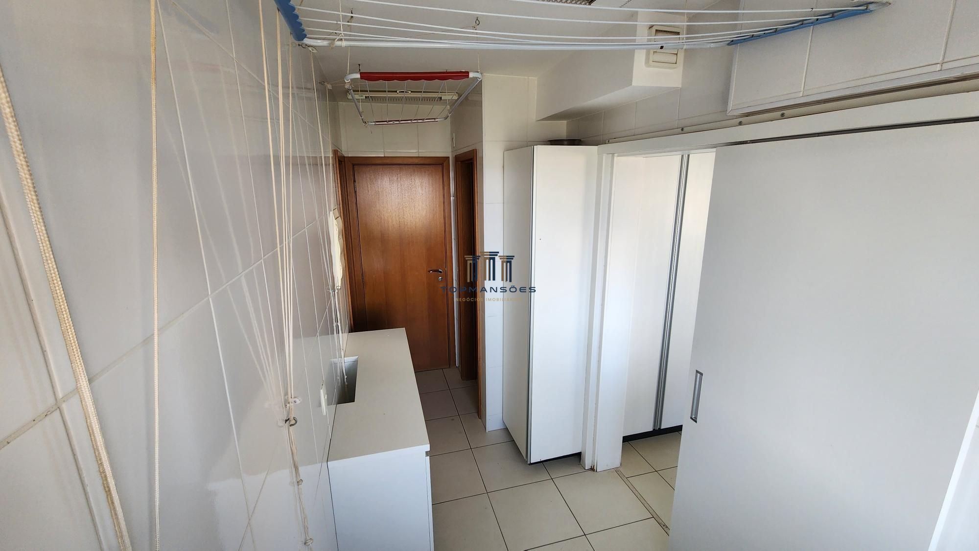 Apartamento à venda com 4 quartos, 166m² - Foto 31