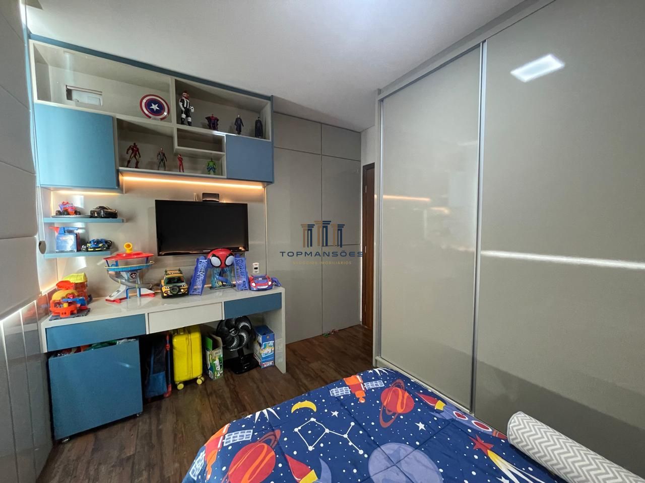 Casa de Condomínio para alugar com 3 quartos, 200m² - Foto 25