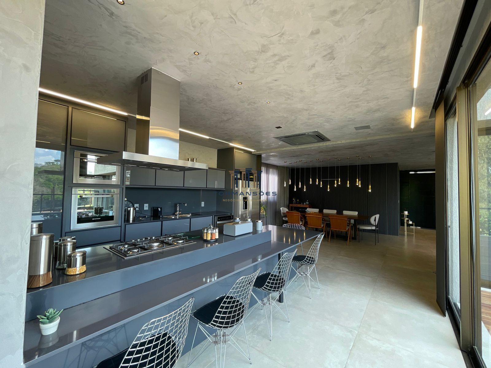 Casa moderna 4 quartos com piscina condomínio Alphaville - Vespasiano/MG